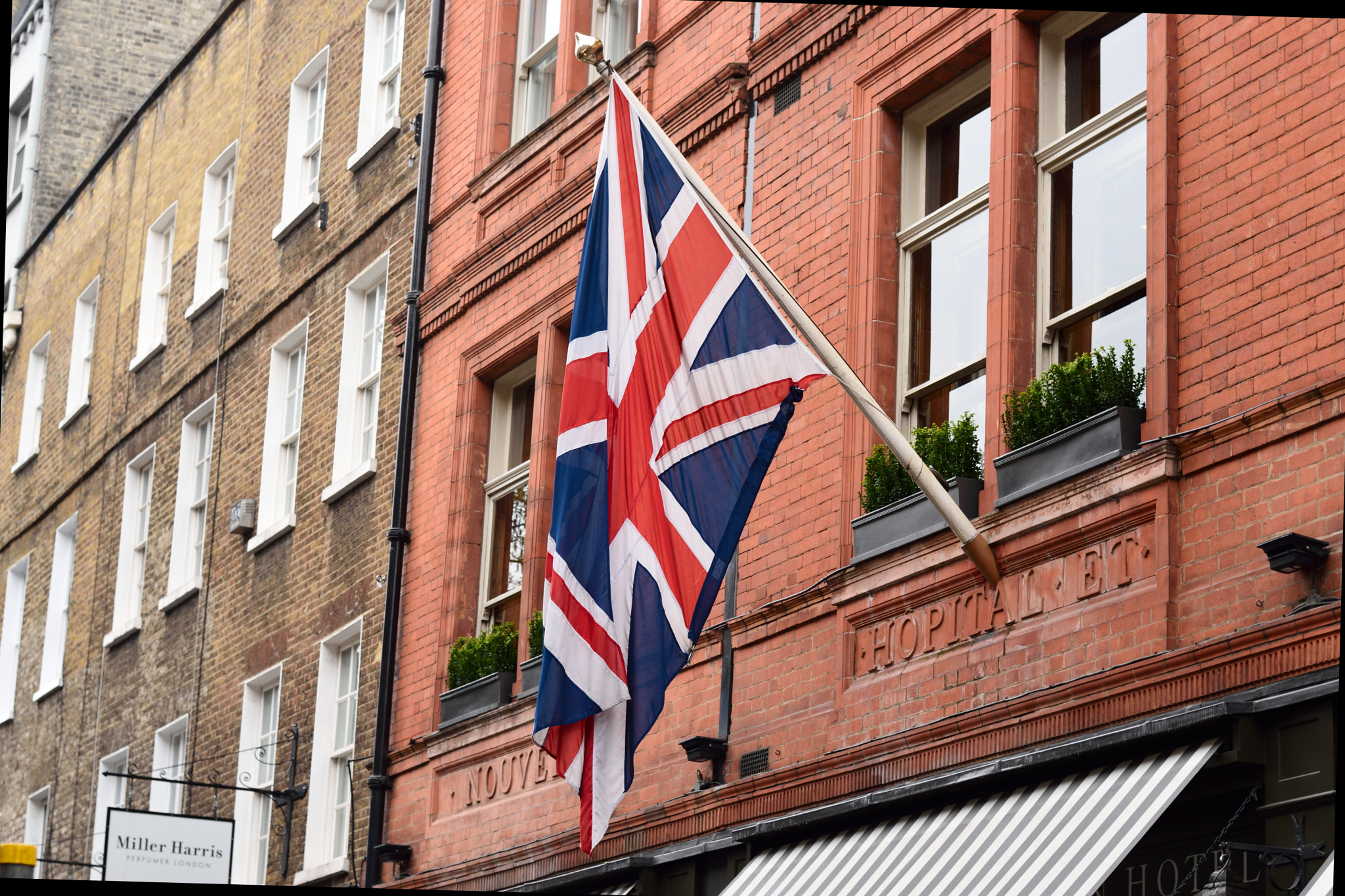 Nikon D5500 + Nikon AF-S Nikkor 50mm F1.8G sample photo. Union jack photography
