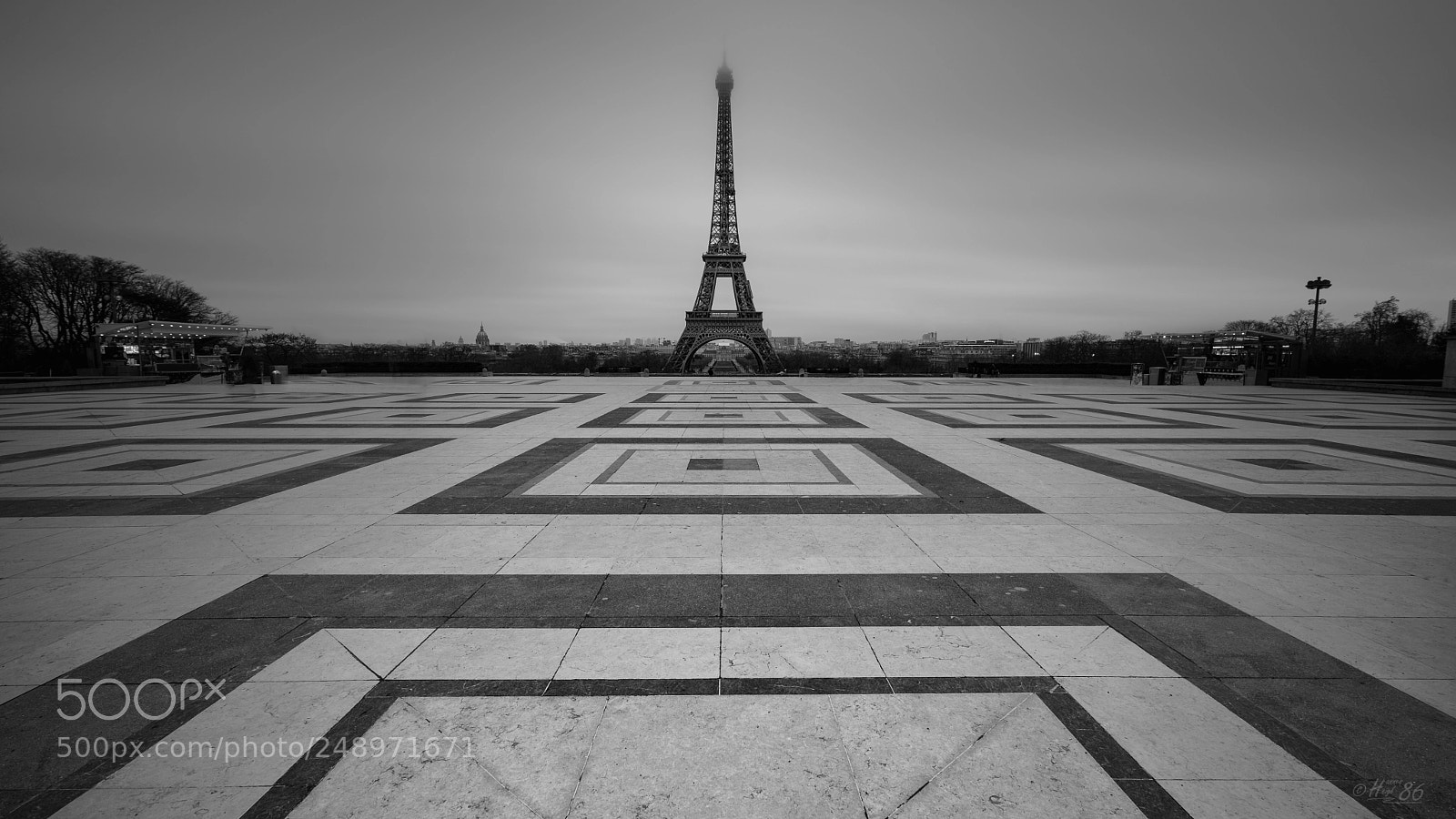 Sony a7 II sample photo. Paris - tour de photography