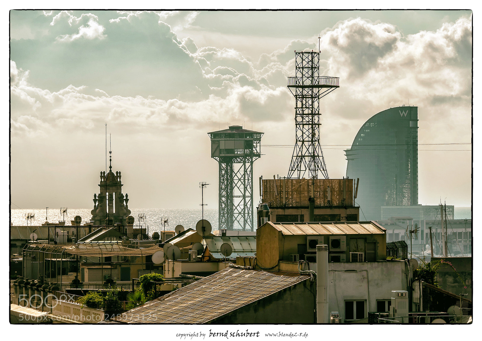 Olympus OM-D E-M5 sample photo. Barcelona vintage photography