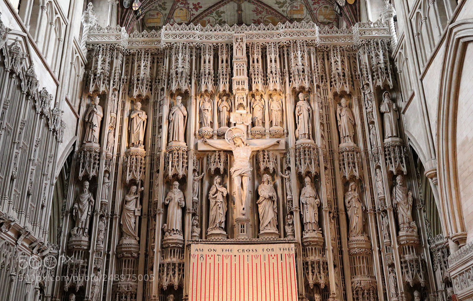 Canon EOS 800D (EOS Rebel T7i / EOS Kiss X9i) sample photo. St albans cathedral photography