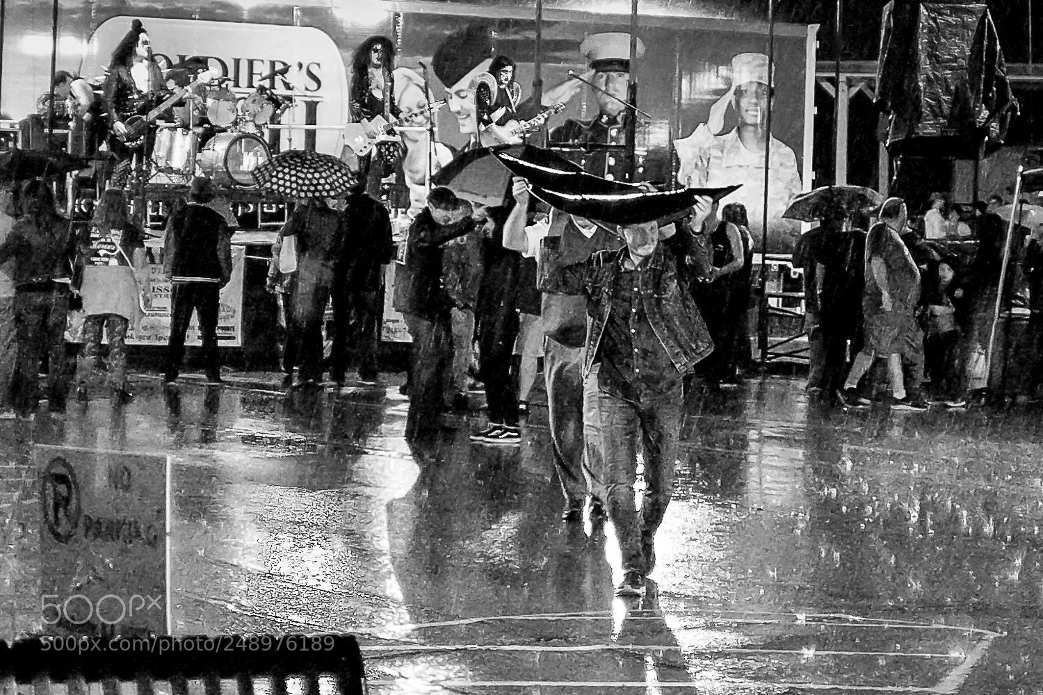 Leica M (Typ 240) sample photo. Catching hail photography