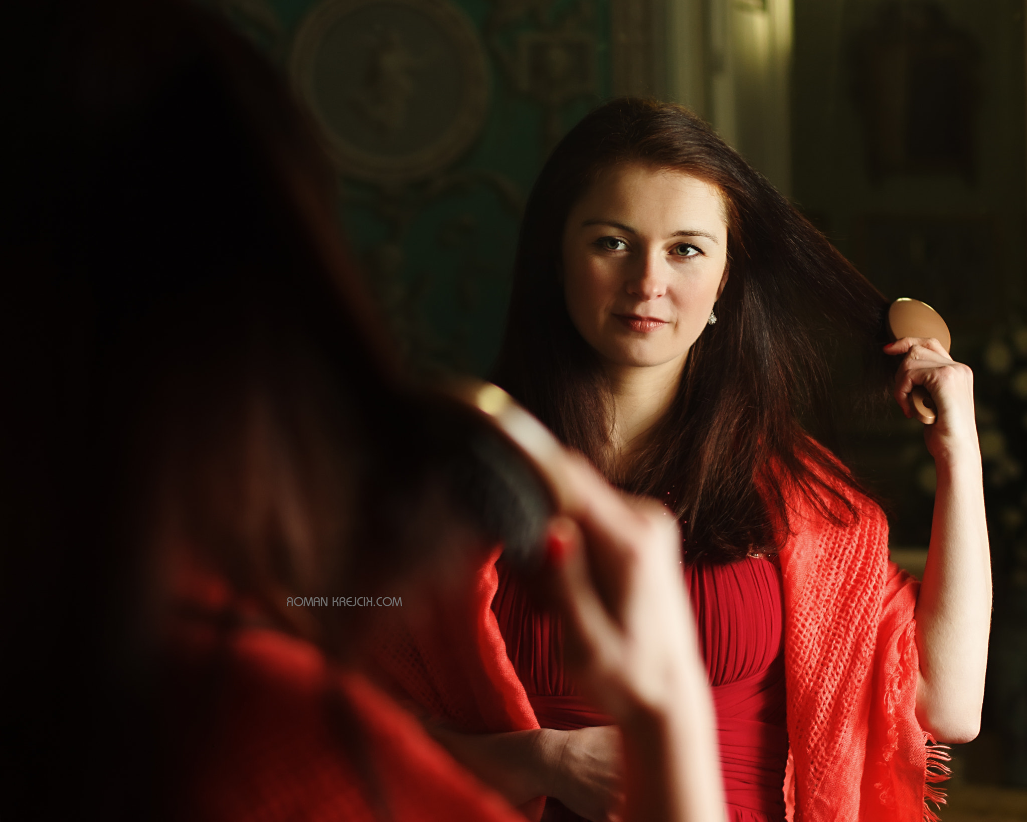 Canon EOS sample photo. Girl in the mirror photography