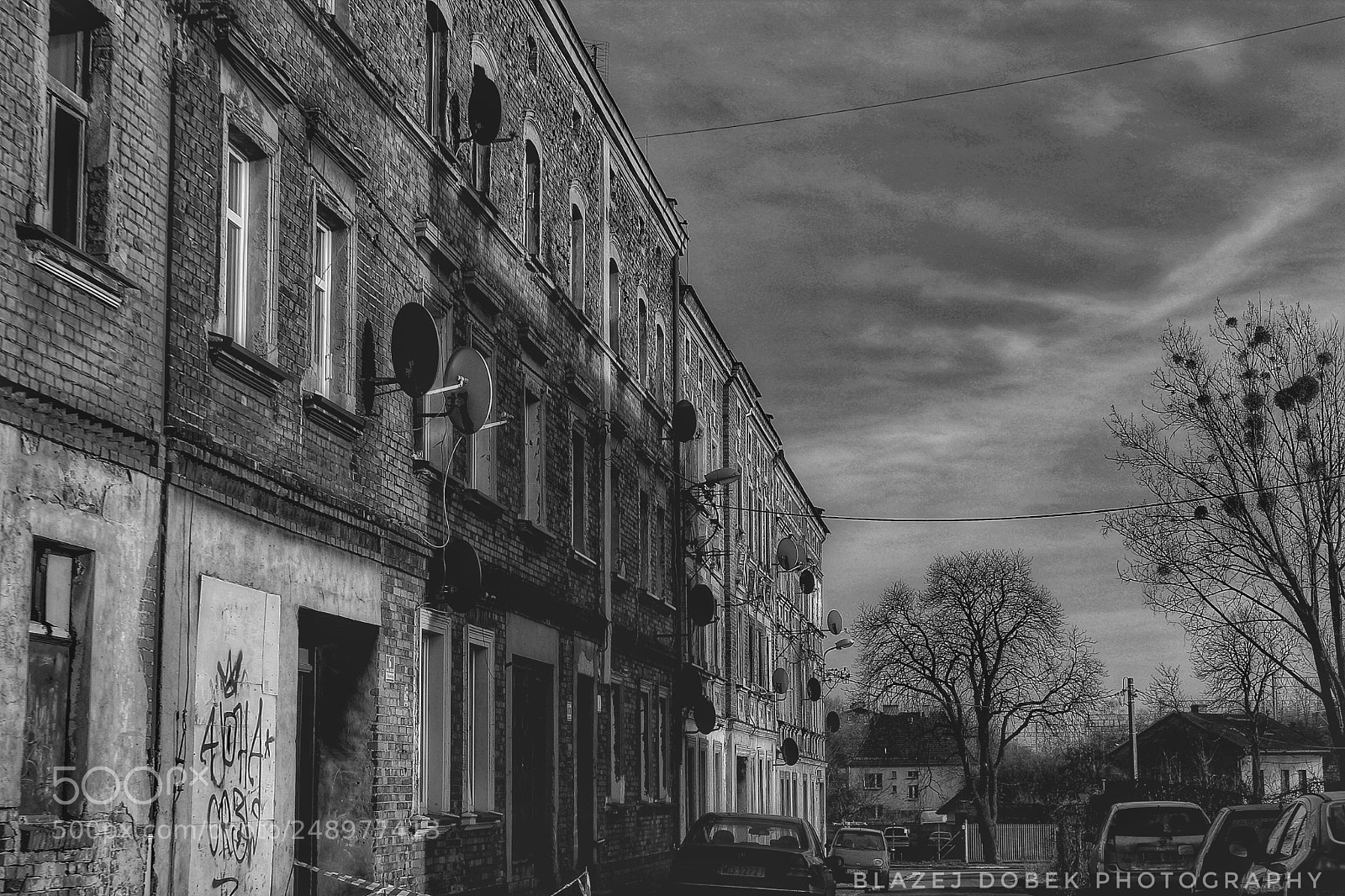 Canon EOS 1200D (EOS Rebel T5 / EOS Kiss X70 / EOS Hi) sample photo. Old street photography
