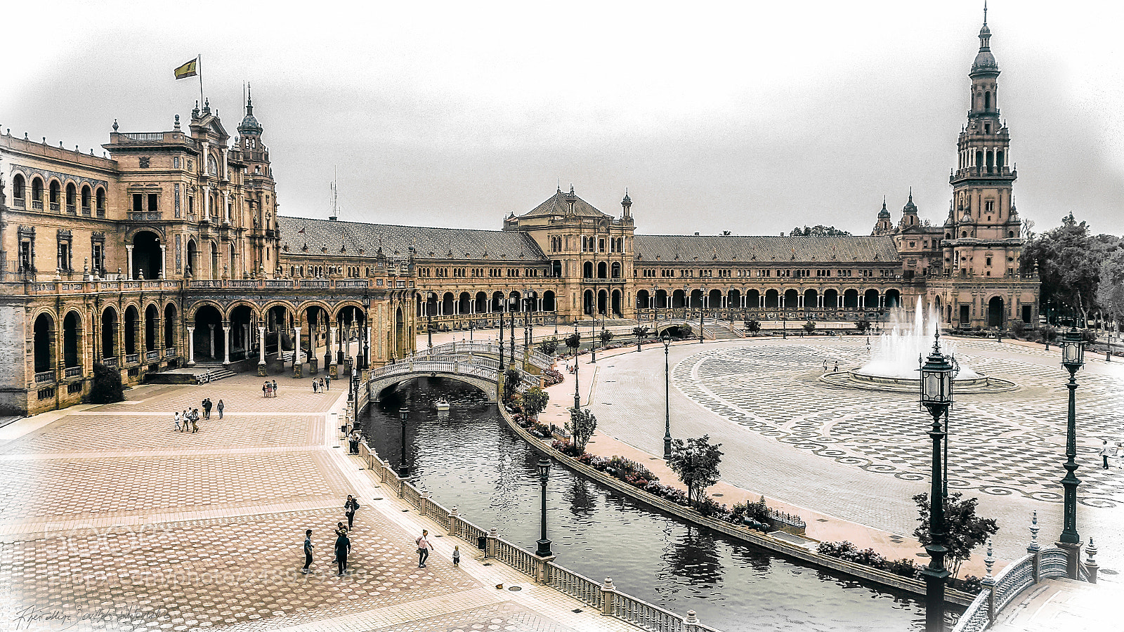 Samsung Galaxy Note4 sample photo. Place d'espagne sevilla photography