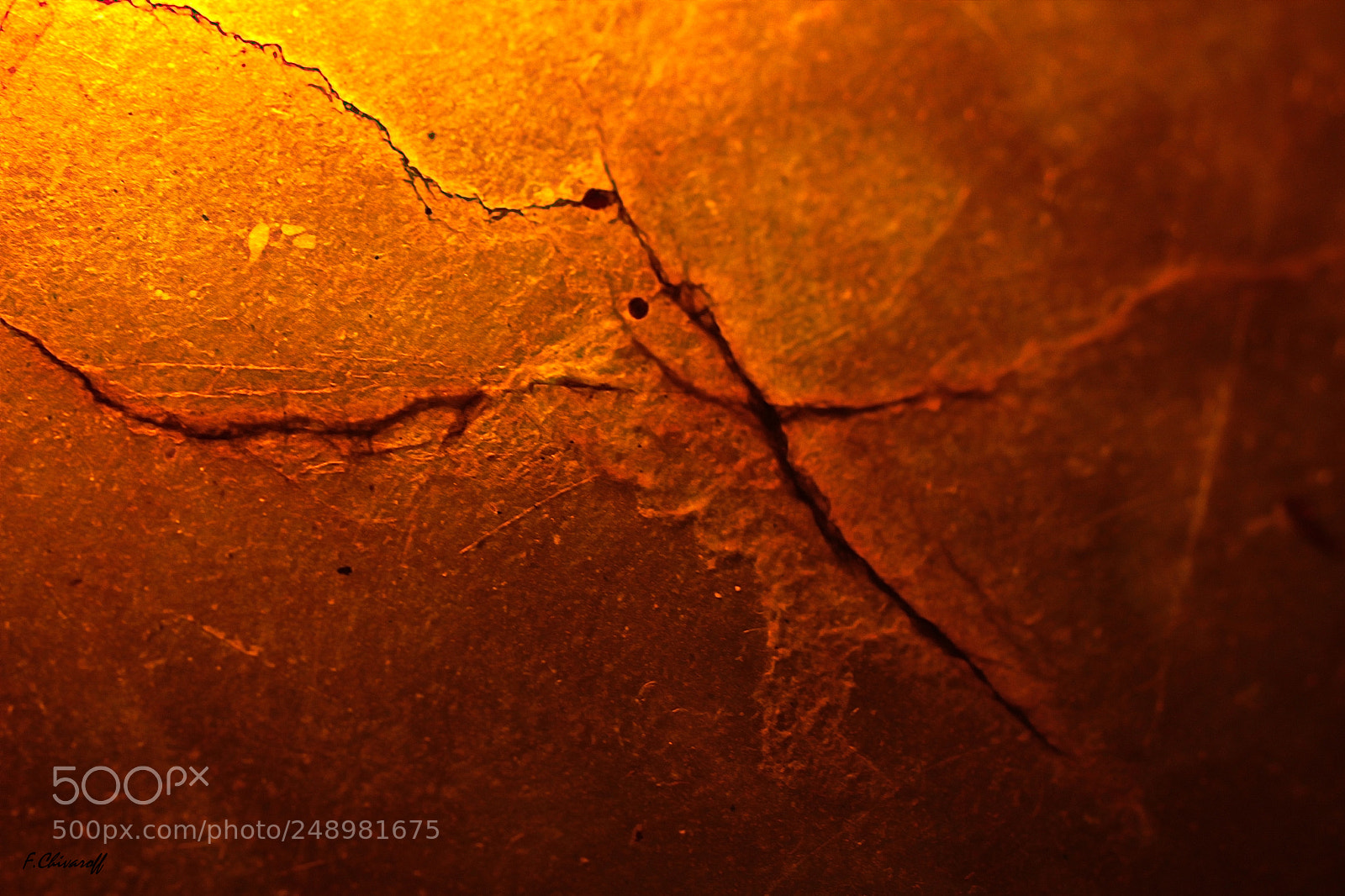 Canon EOS 100D (EOS Rebel SL1 / EOS Kiss X7) sample photo. Cracked man photography