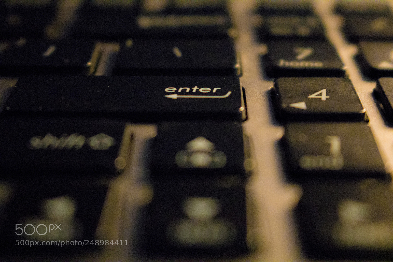 Canon EOS 750D (EOS Rebel T6i / EOS Kiss X8i) sample photo. Enter photography