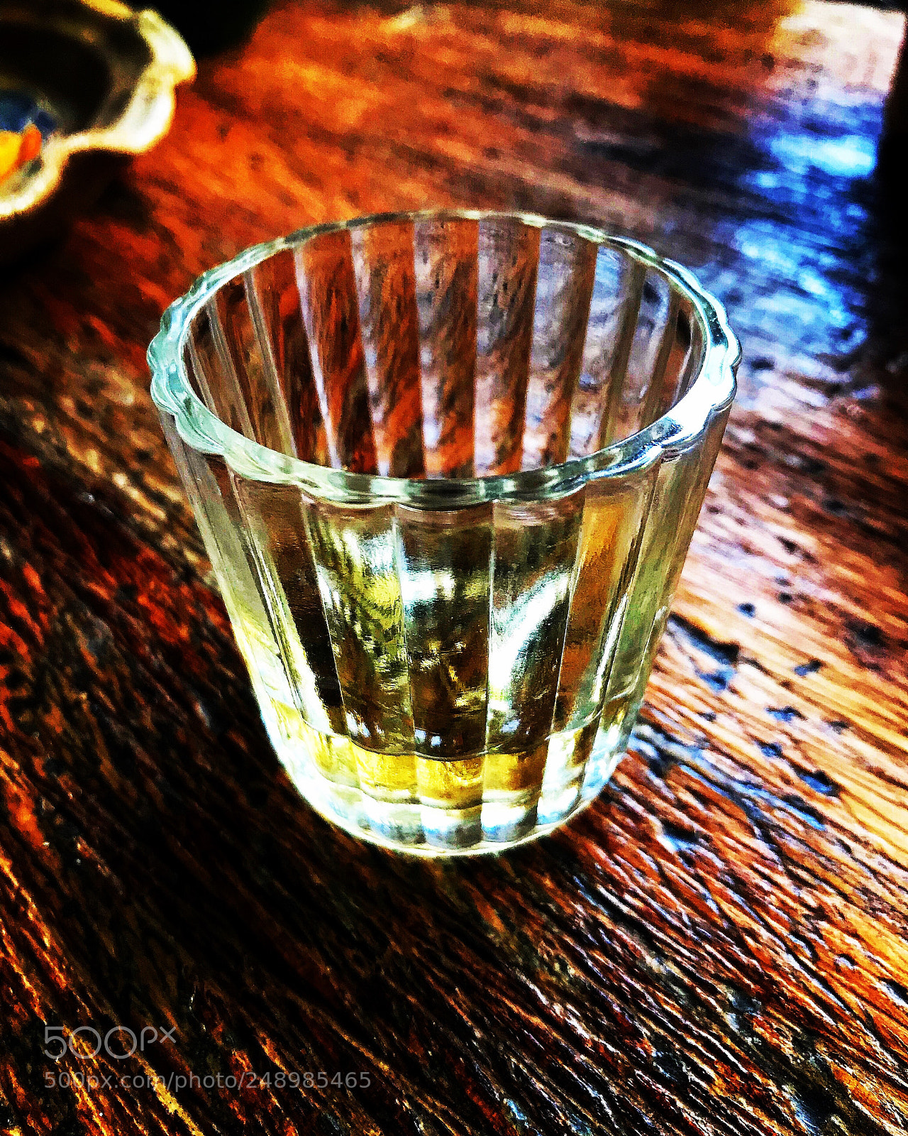 Apple iPhone 7 sample photo. De gusano. photography