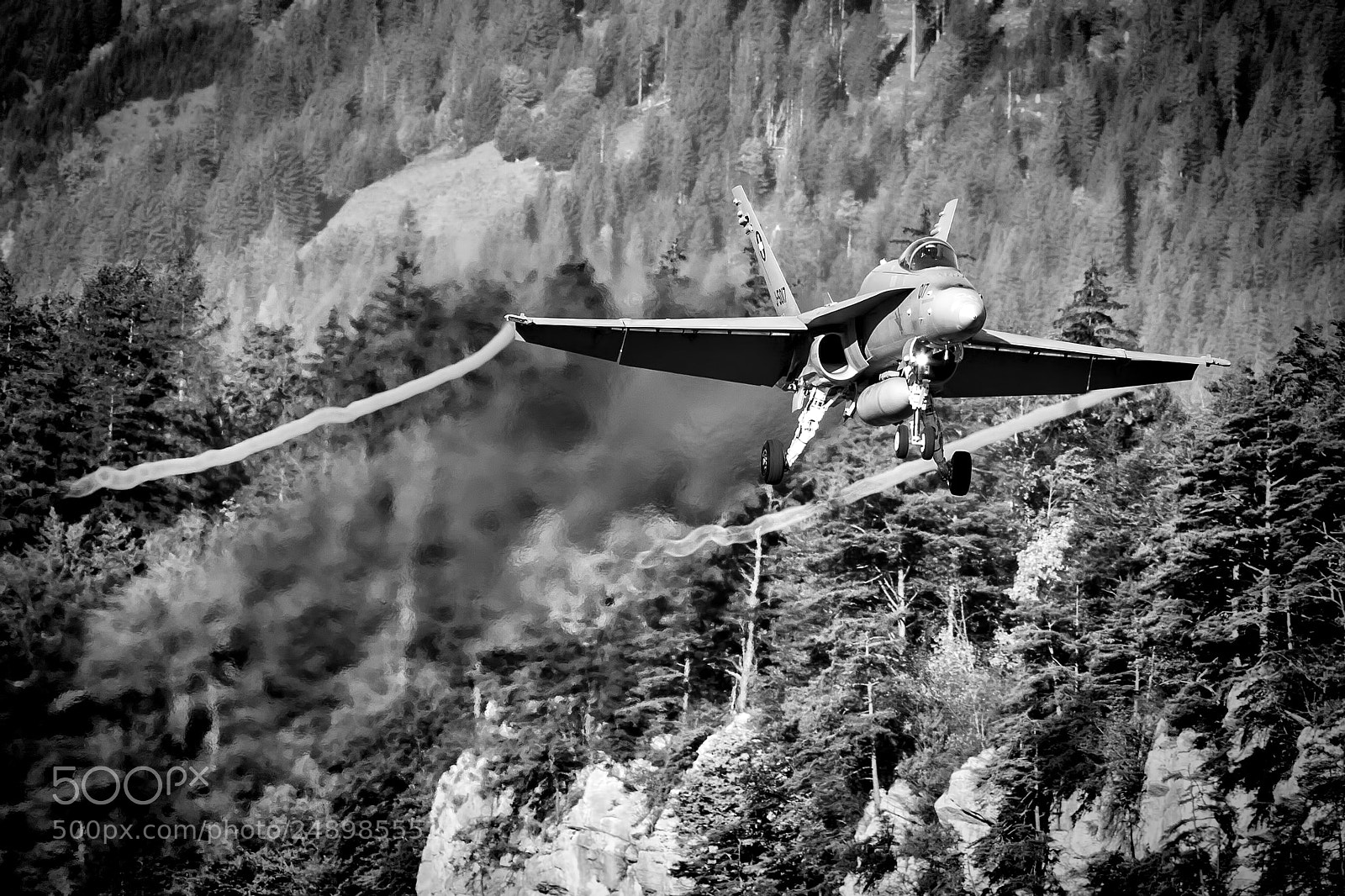 Canon EOS 20D sample photo. J-5017 - mcdonnell douglas photography