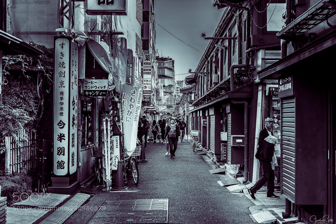 Canon EOS 5DS R sample photo. “back alley tokyo” ©2018 photography