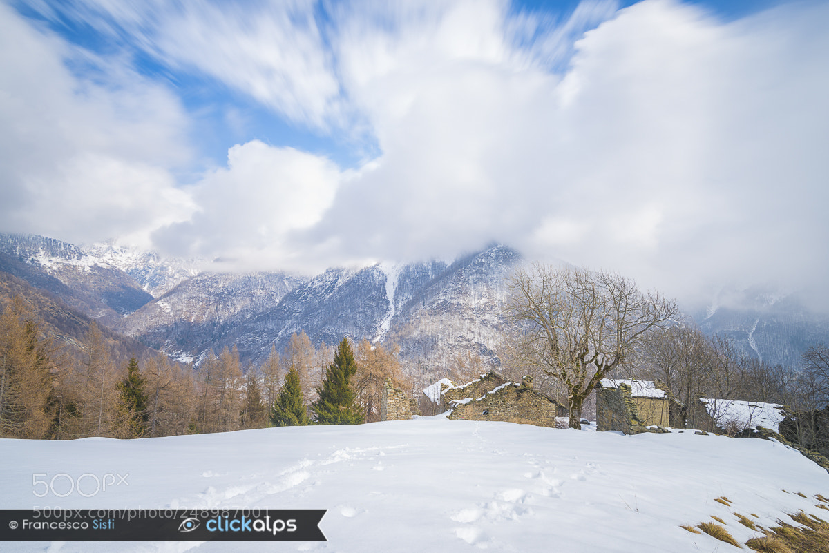 Nikon D810 sample photo. Suspended in the clouds photography