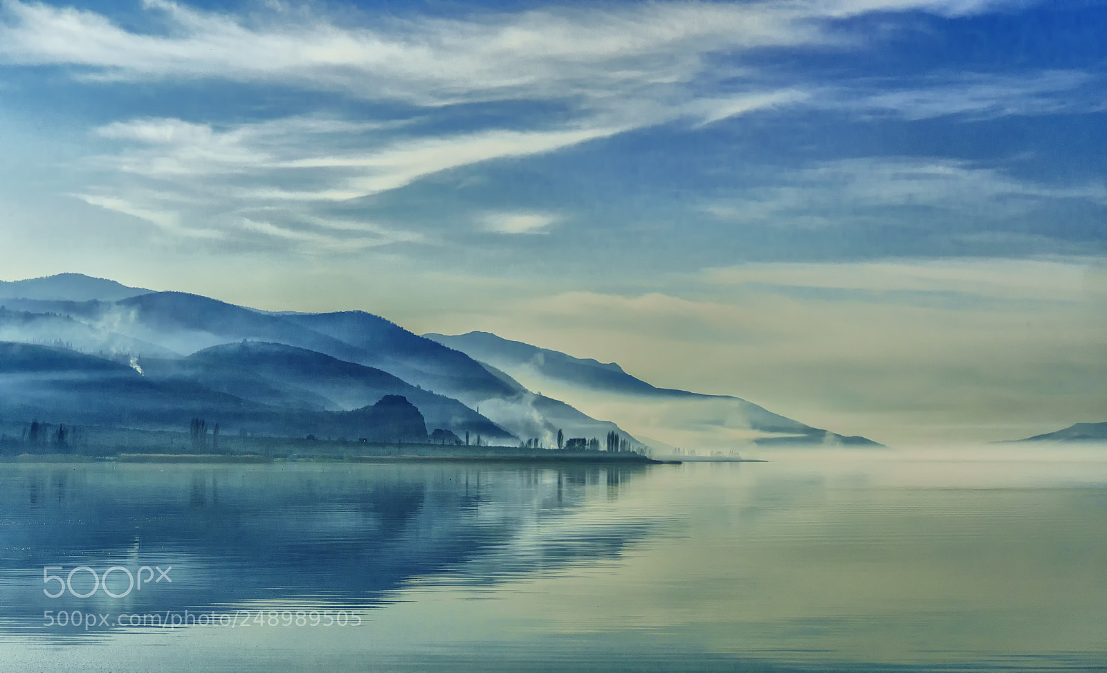 Sony a6300 sample photo. Lake and mist.. photography