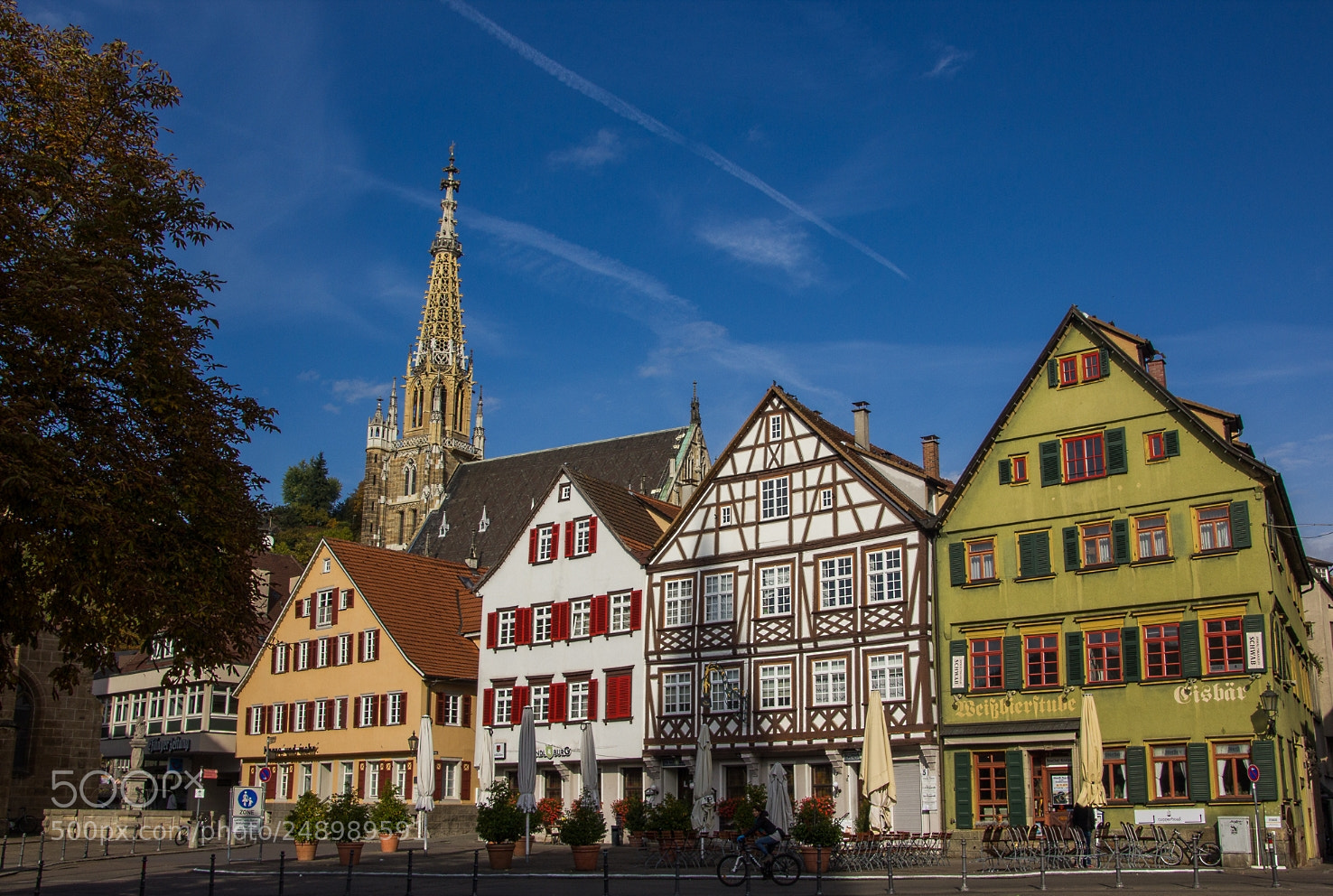 Canon EOS 1200D (EOS Rebel T5 / EOS Kiss X70 / EOS Hi) sample photo. Half-timbered houses and church photography