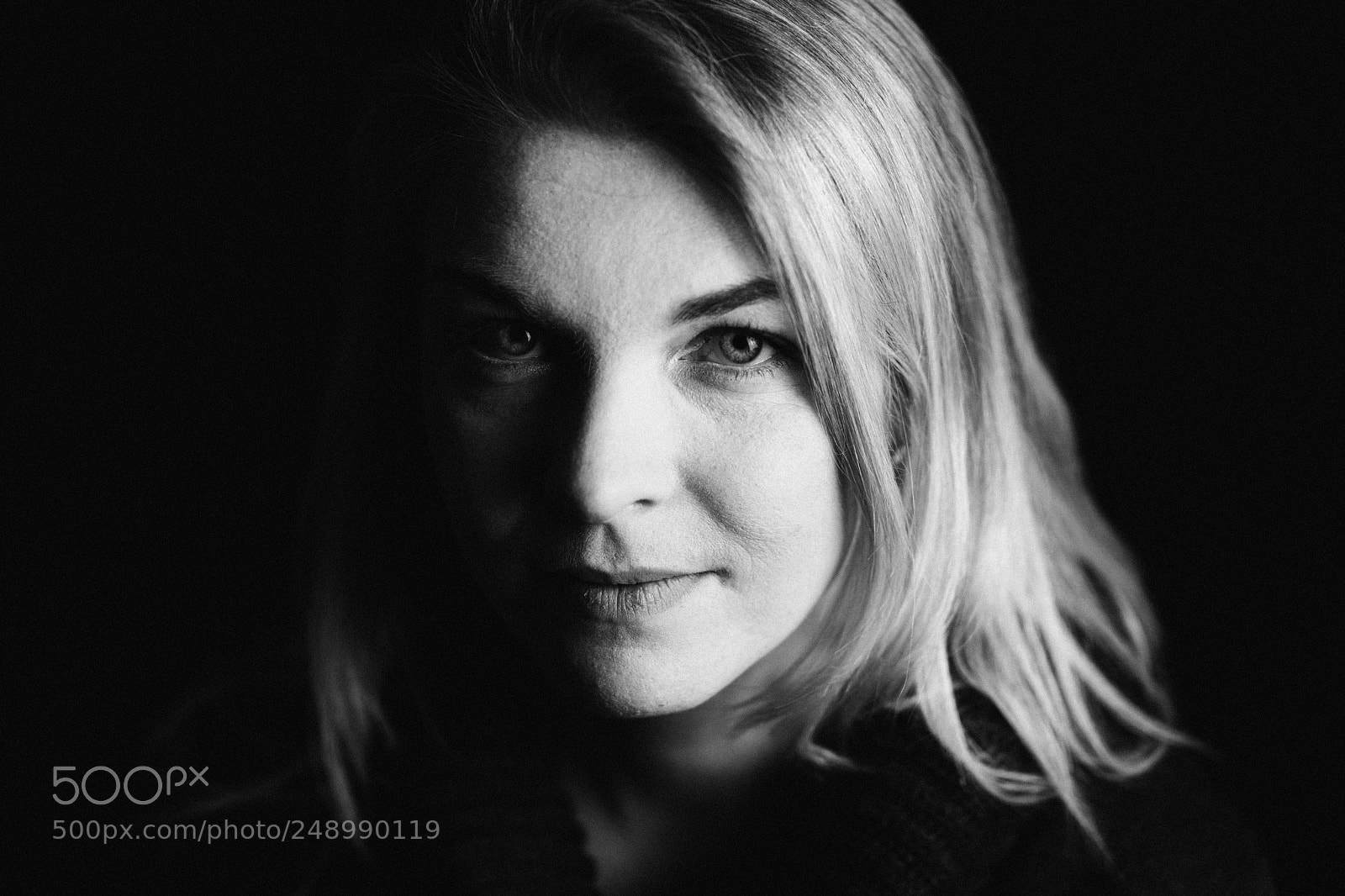 Sony ILCA-77M2 sample photo. A n n i photography