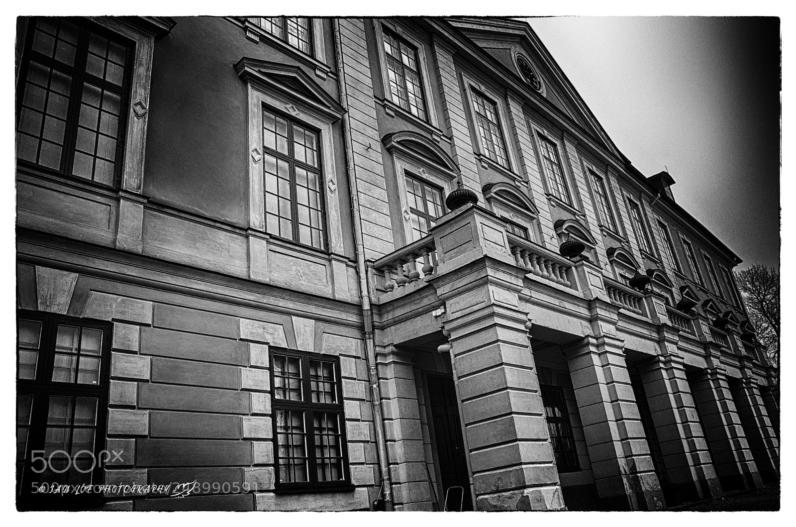 Nikon D5100 sample photo. The facade photography
