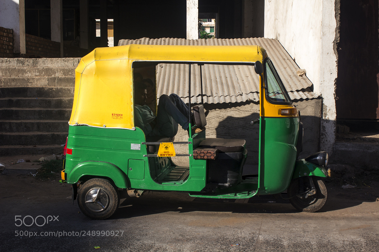 Canon EOS 600D (Rebel EOS T3i / EOS Kiss X5) sample photo. Rickshaw photography