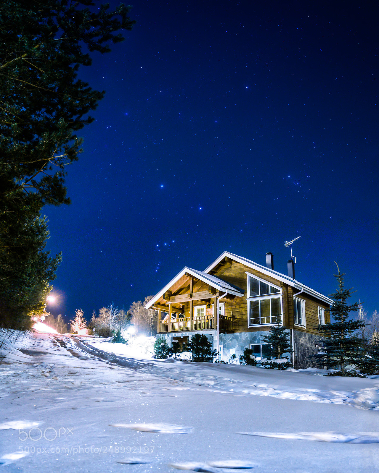 Sony a6300 sample photo. Himos ski resort cabin photography