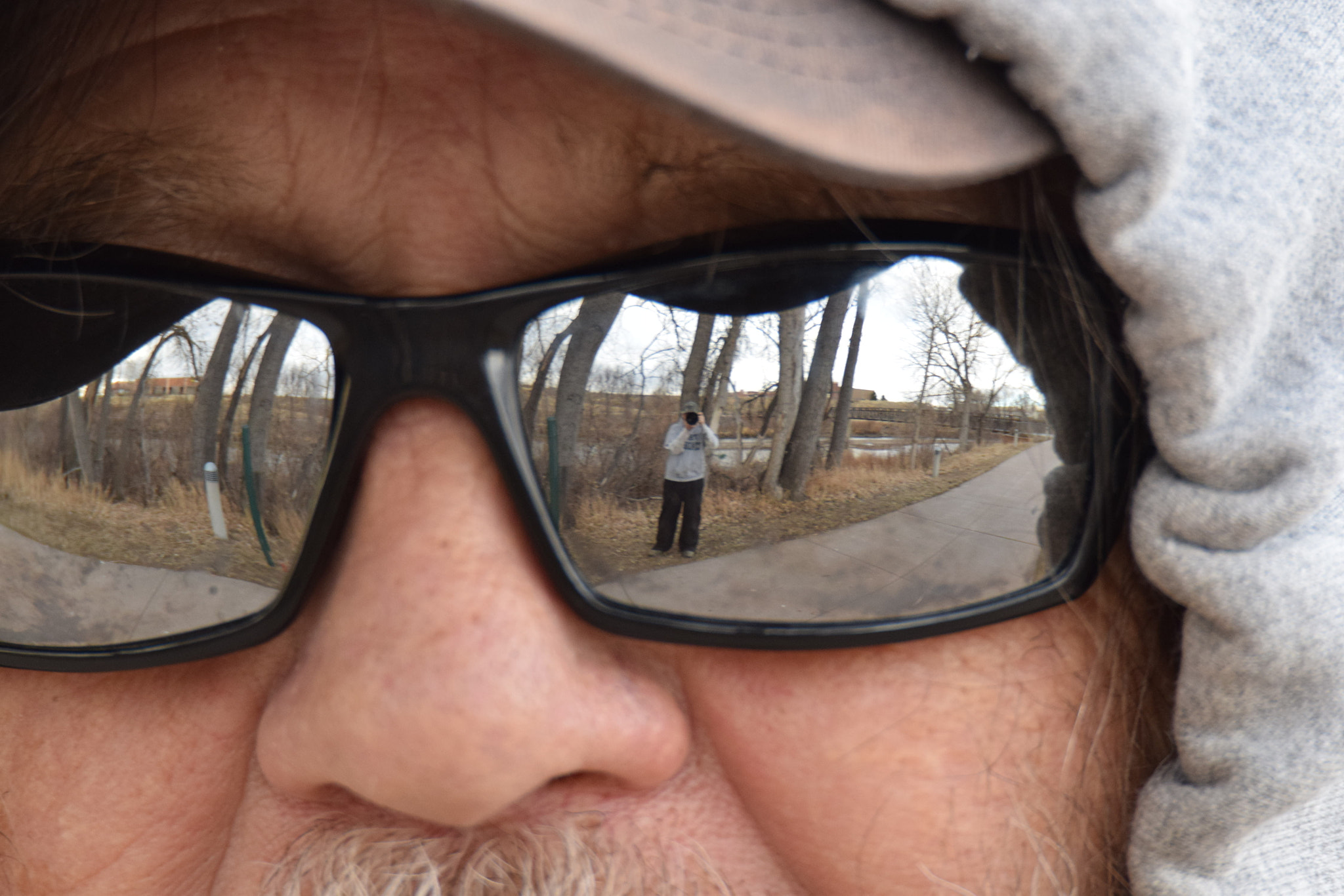 Nikon D3300 sample photo. Thought i'd say hi, to all my 500px freinds, with a little help from, river sam *;) photography