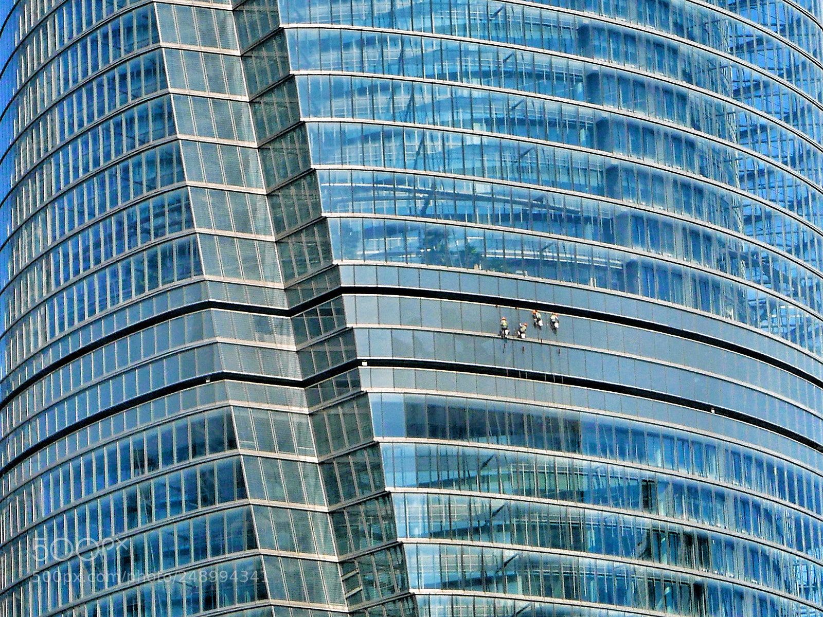 Panasonic Lumix DMC-LX100 sample photo. Windows cleaning at shanghai photography