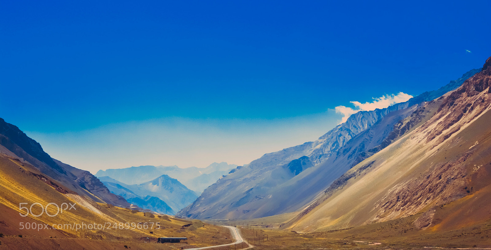 Nikon D5200 sample photo. On the road photography