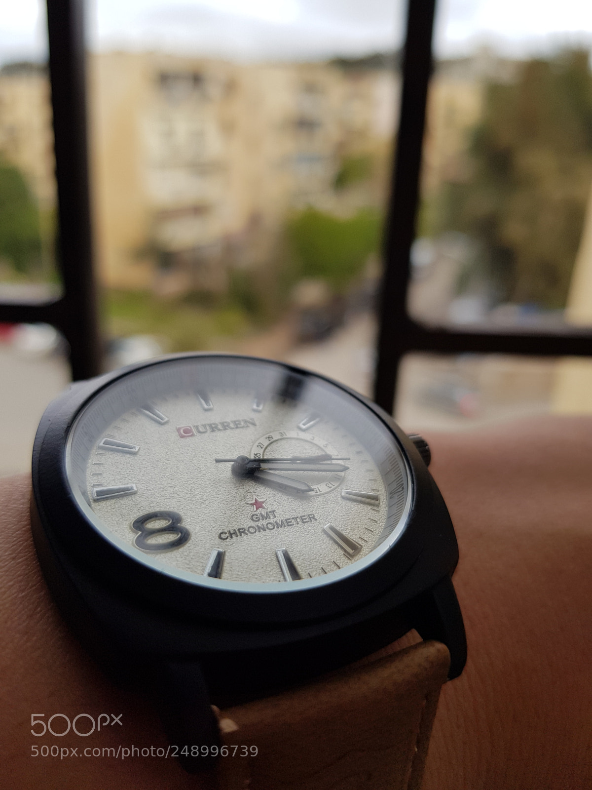 Samsung Galaxy S8 sample photo. Watch photography