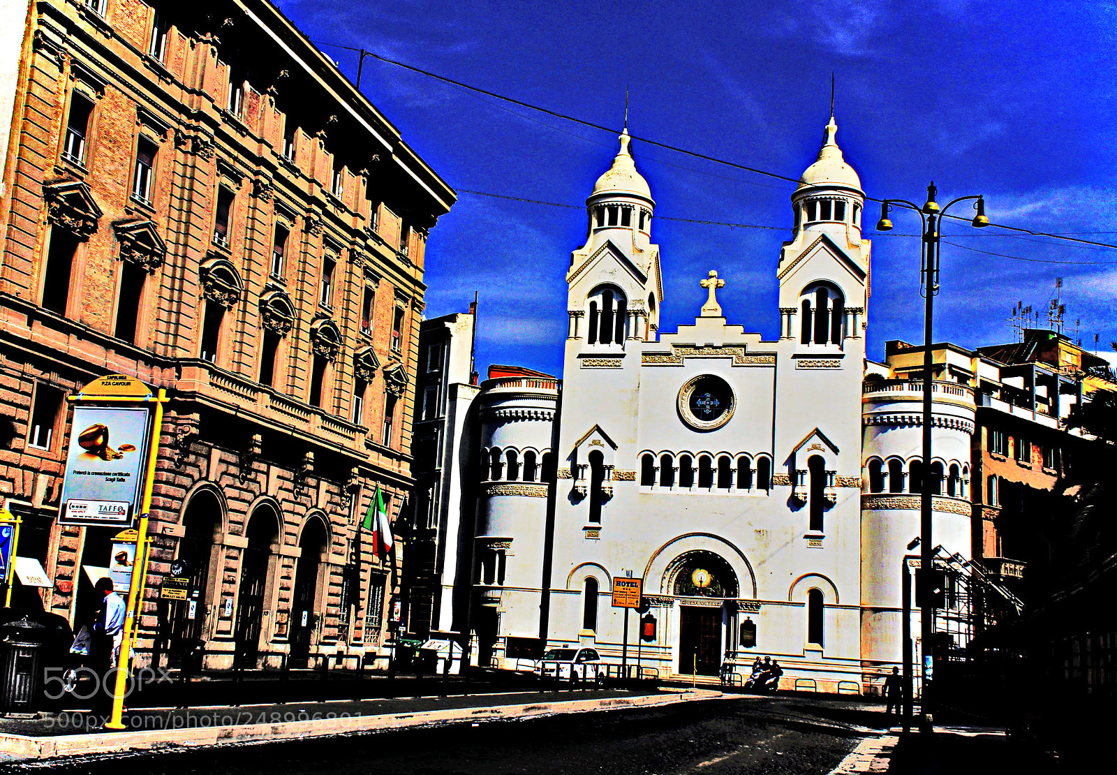 Canon EOS 550D (EOS Rebel T2i / EOS Kiss X4) sample photo. Roma piazza cavour chiesa photography