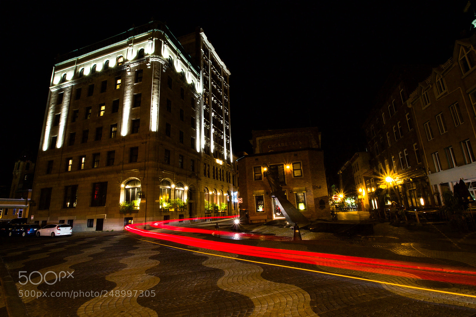 Canon EOS 700D (EOS Rebel T5i / EOS Kiss X7i) sample photo. Hotel in quebec city photography
