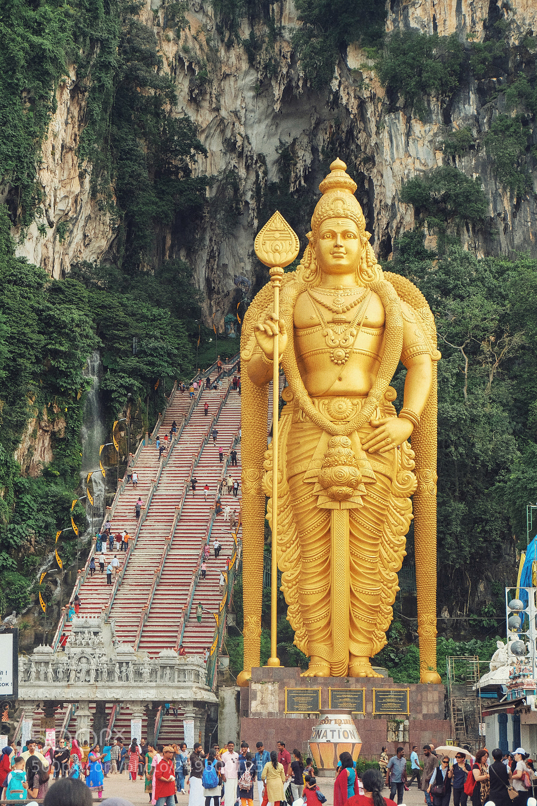 Fujifilm X-M1 sample photo. Batu caves in malaysia photography