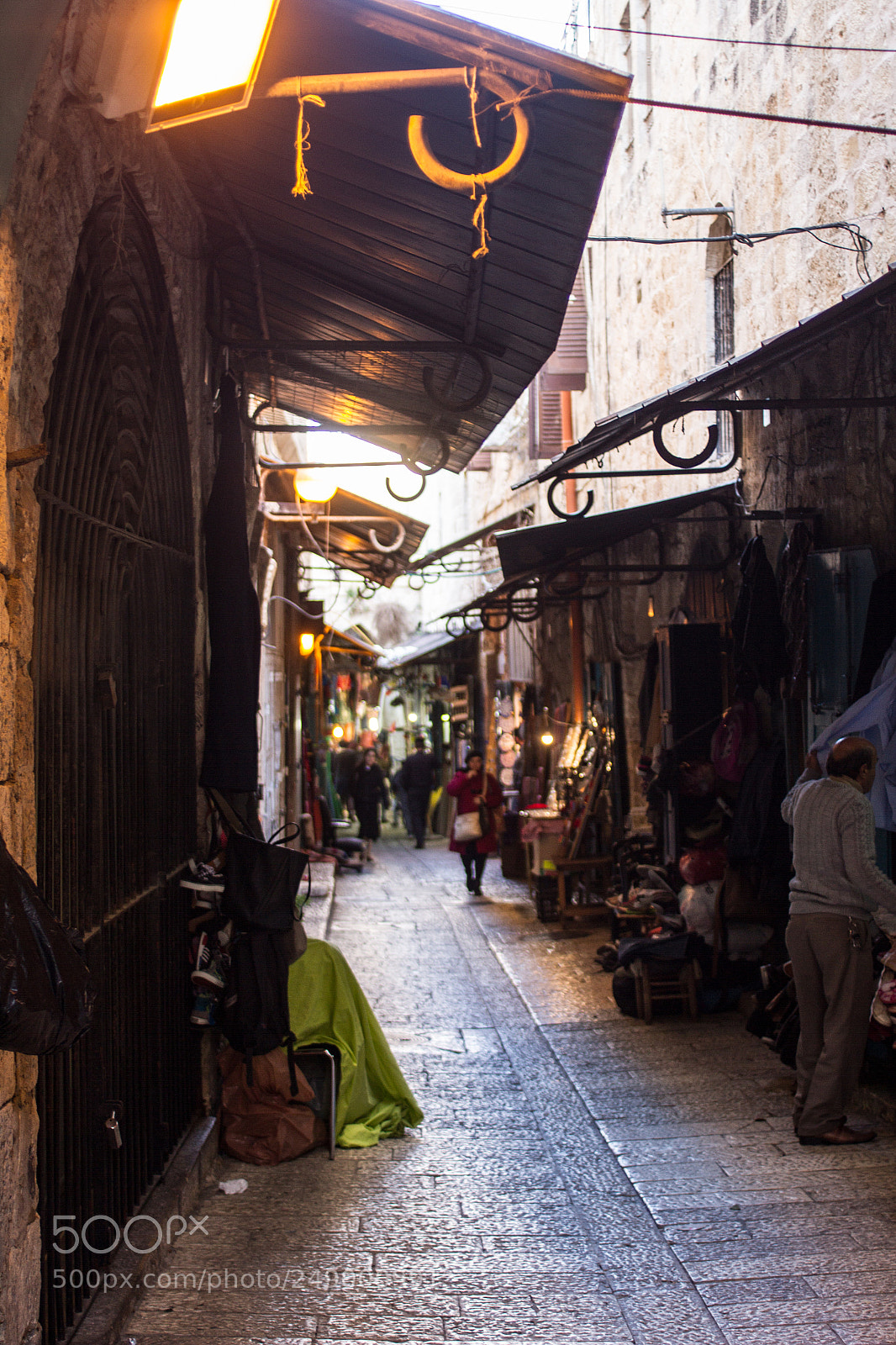 Canon EOS 7D sample photo. Walking around photography