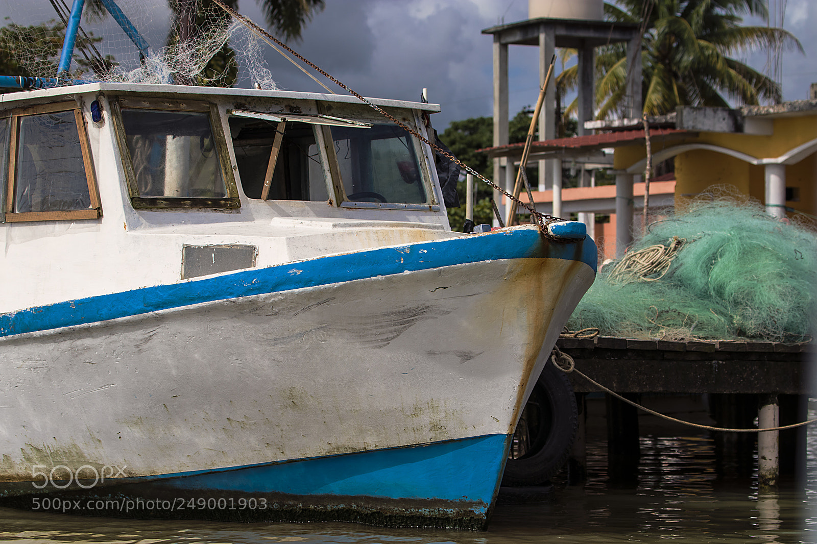 Canon EOS 80D sample photo. Fishing boat and net photography