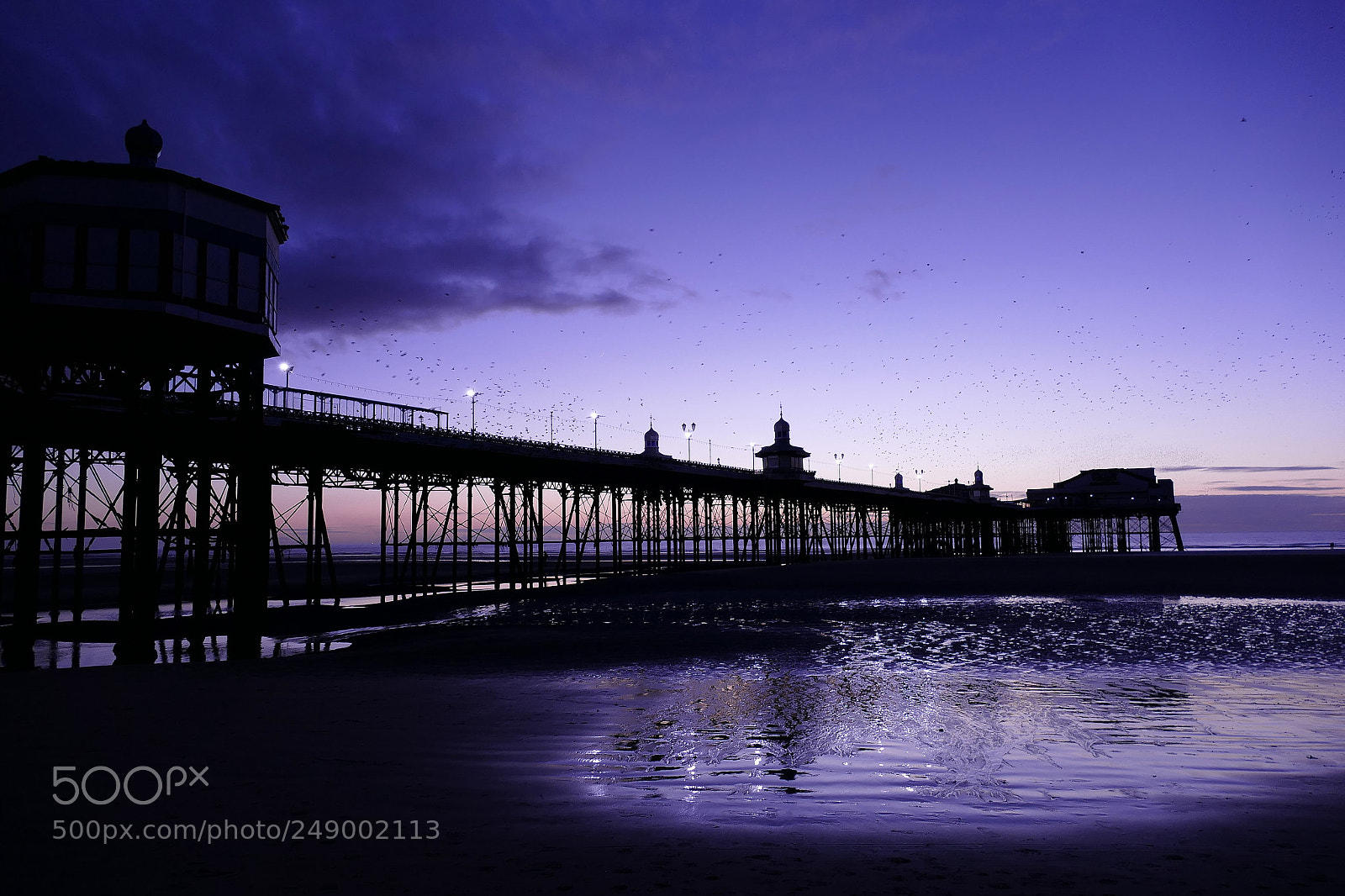 Panasonic Lumix DMC-FZ1000 sample photo. The pier photography