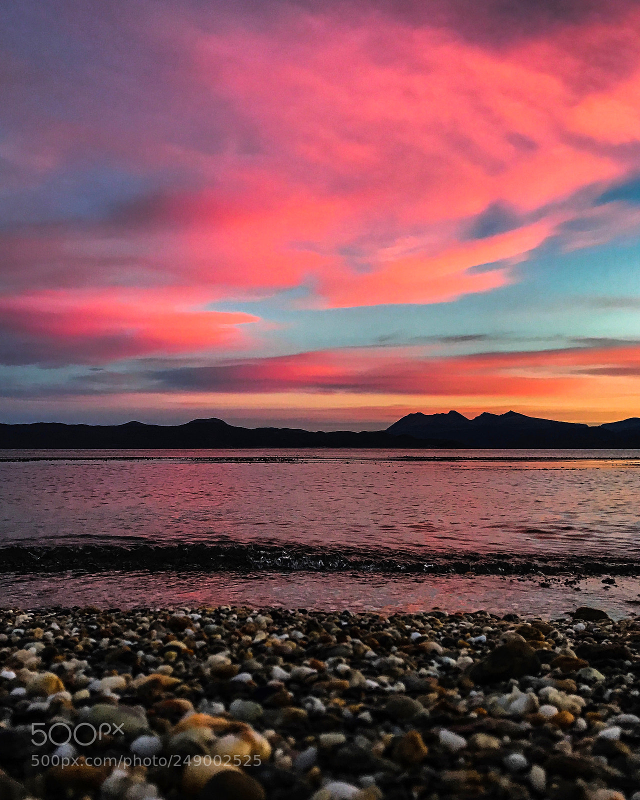 Apple iPhone 7 Plus sample photo. Canal de beagle, tierra photography