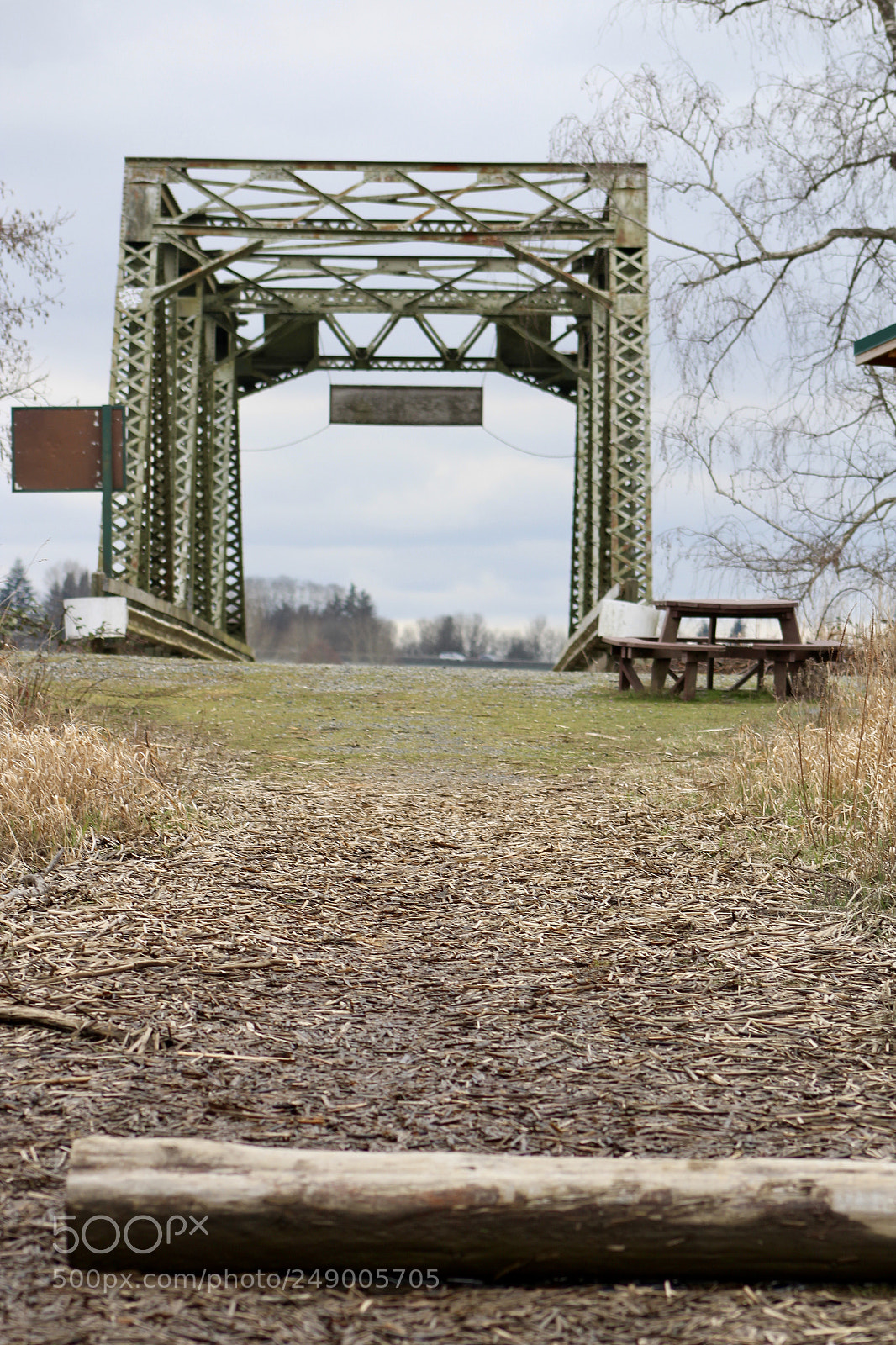Canon EOS 1200D (EOS Rebel T5 / EOS Kiss X70 / EOS Hi) sample photo. Old bridge photography