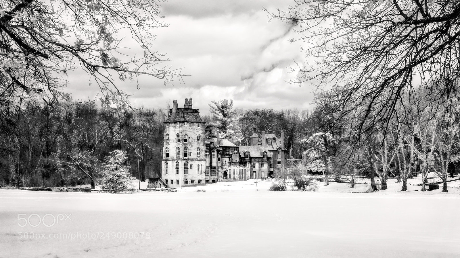 Sony a6000 sample photo. Fonthill castle photography