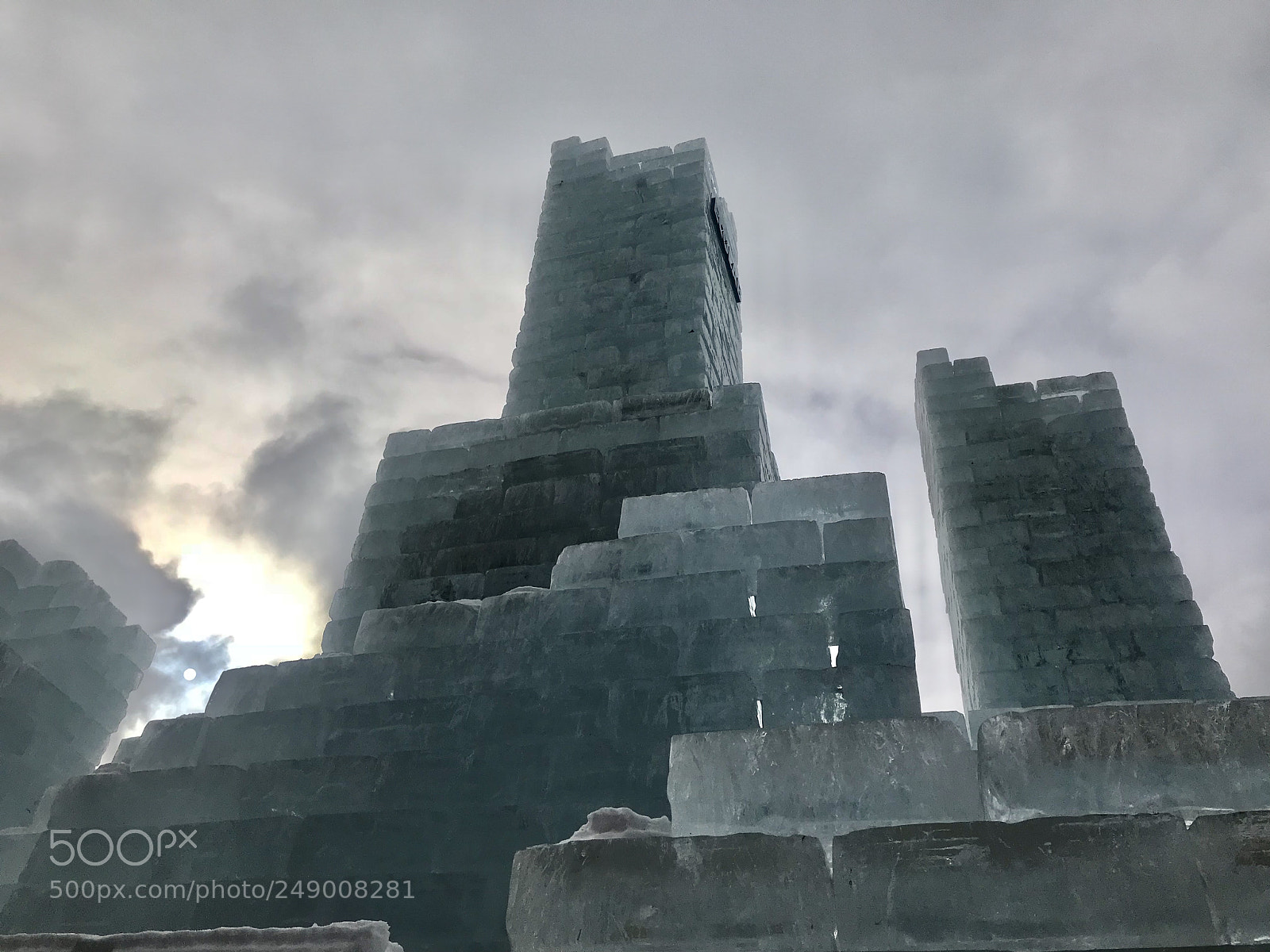 Apple iPhone 7 Plus sample photo. Ice castle photography