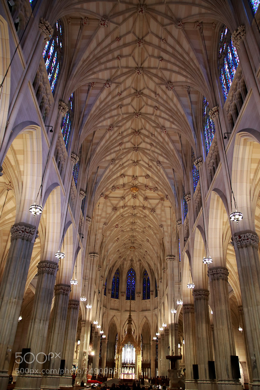 Canon EOS 800D (EOS Rebel T7i / EOS Kiss X9i) sample photo. St patrick´s ceiling photography