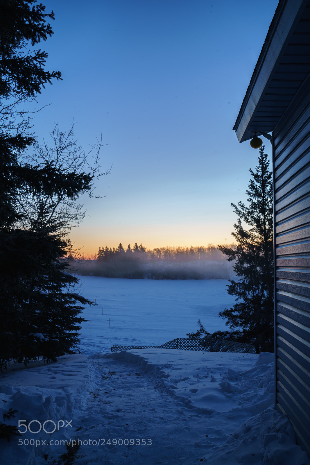 Sony a7R II sample photo. Looking across the frozen photography