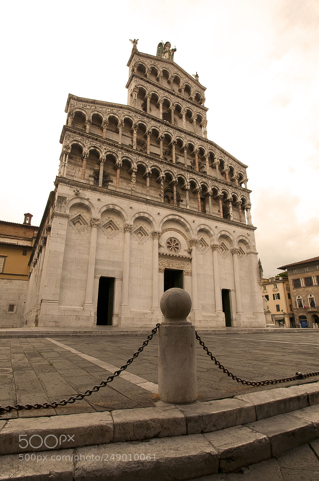 Nikon D300S sample photo. Lucca church photography