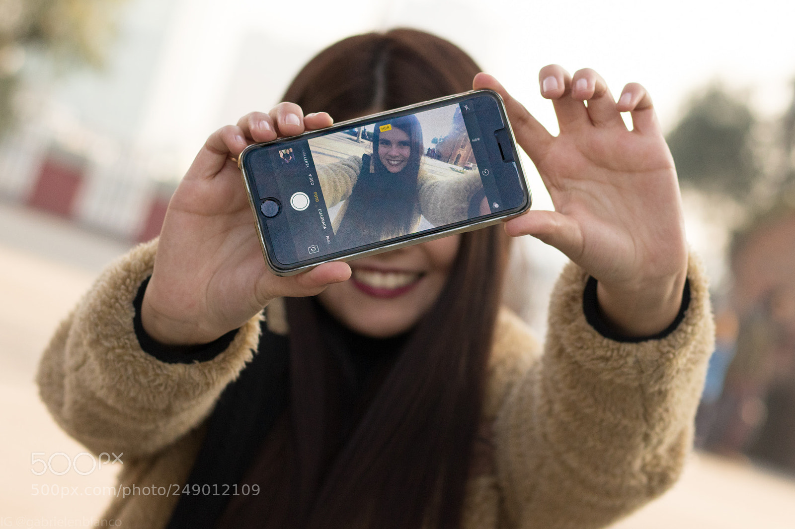 Canon EOS 750D (EOS Rebel T6i / EOS Kiss X8i) sample photo. Selfie photography