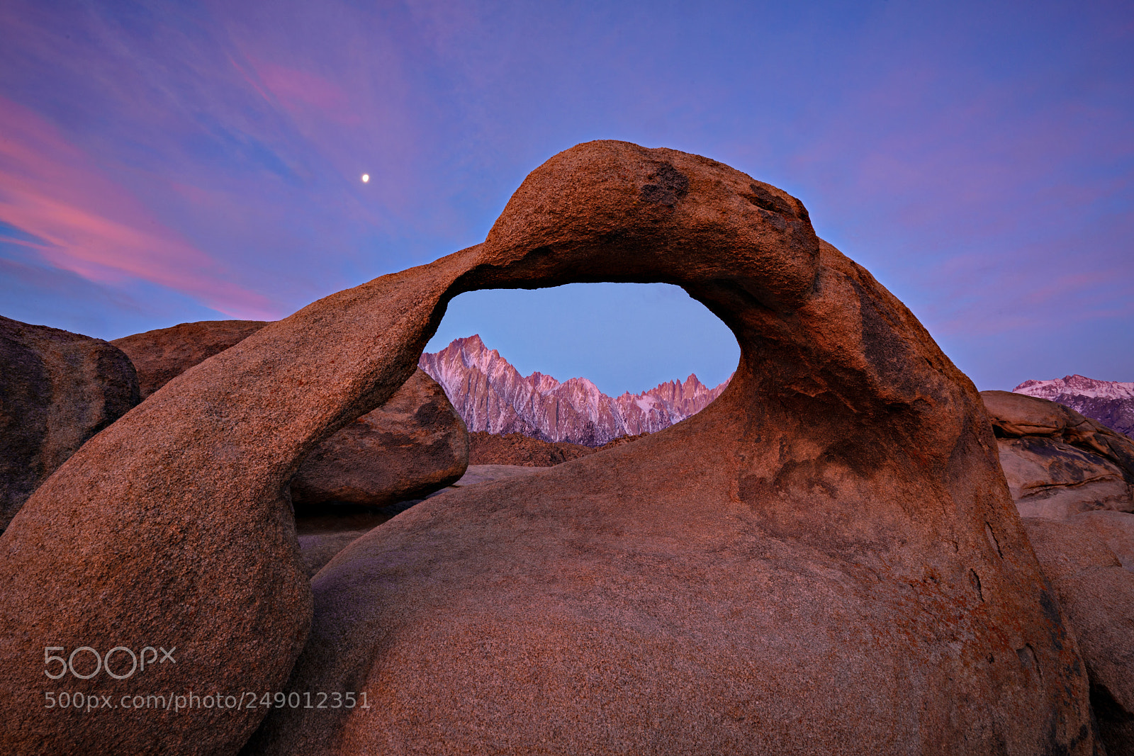 Sony a7R II sample photo. Sunrise at mobius arch photography