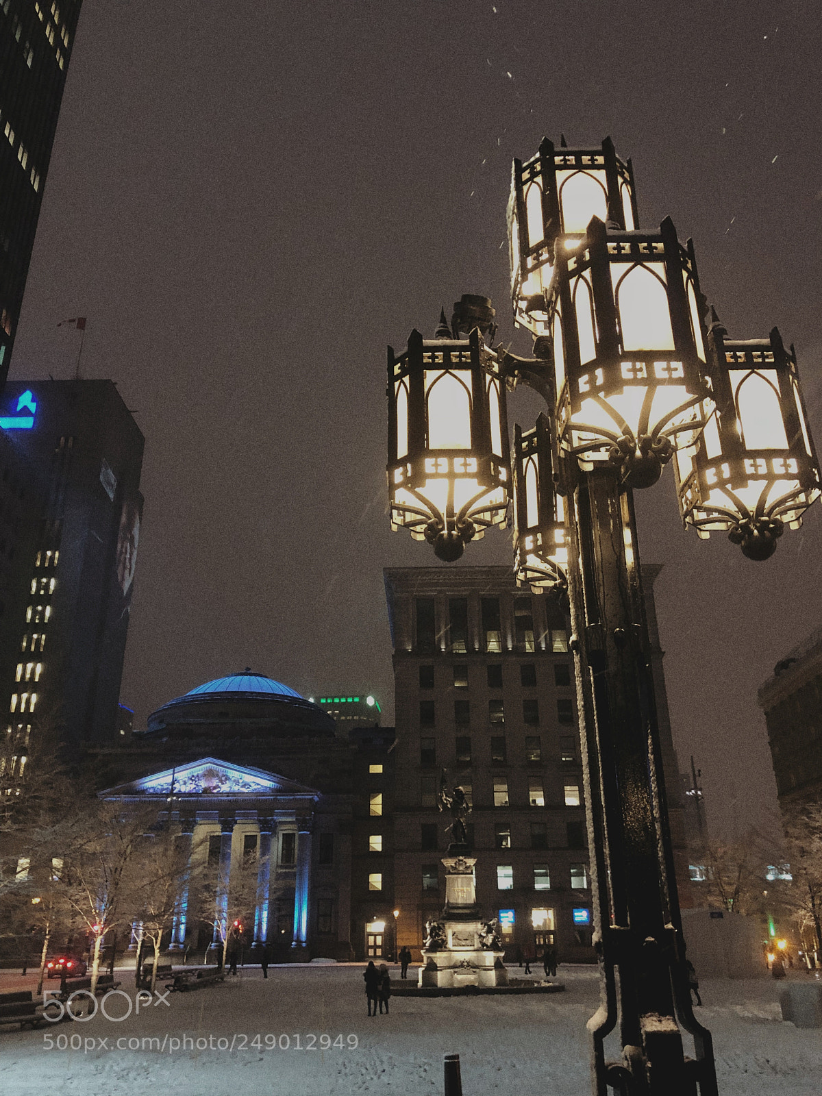 Apple iPhone X sample photo. Downtown montreal photography
