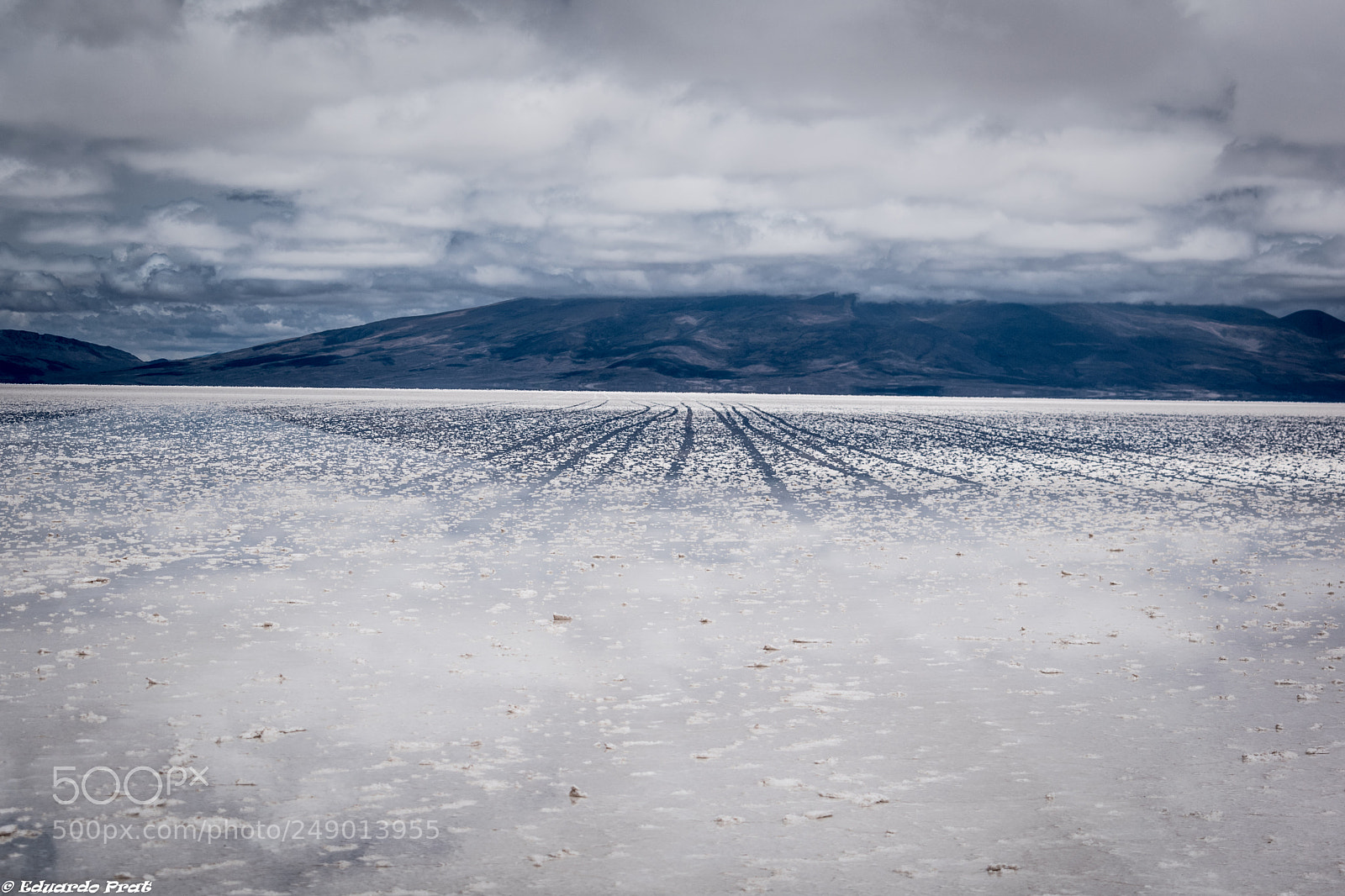 Nikon D5600 sample photo. Huellas en el salar photography