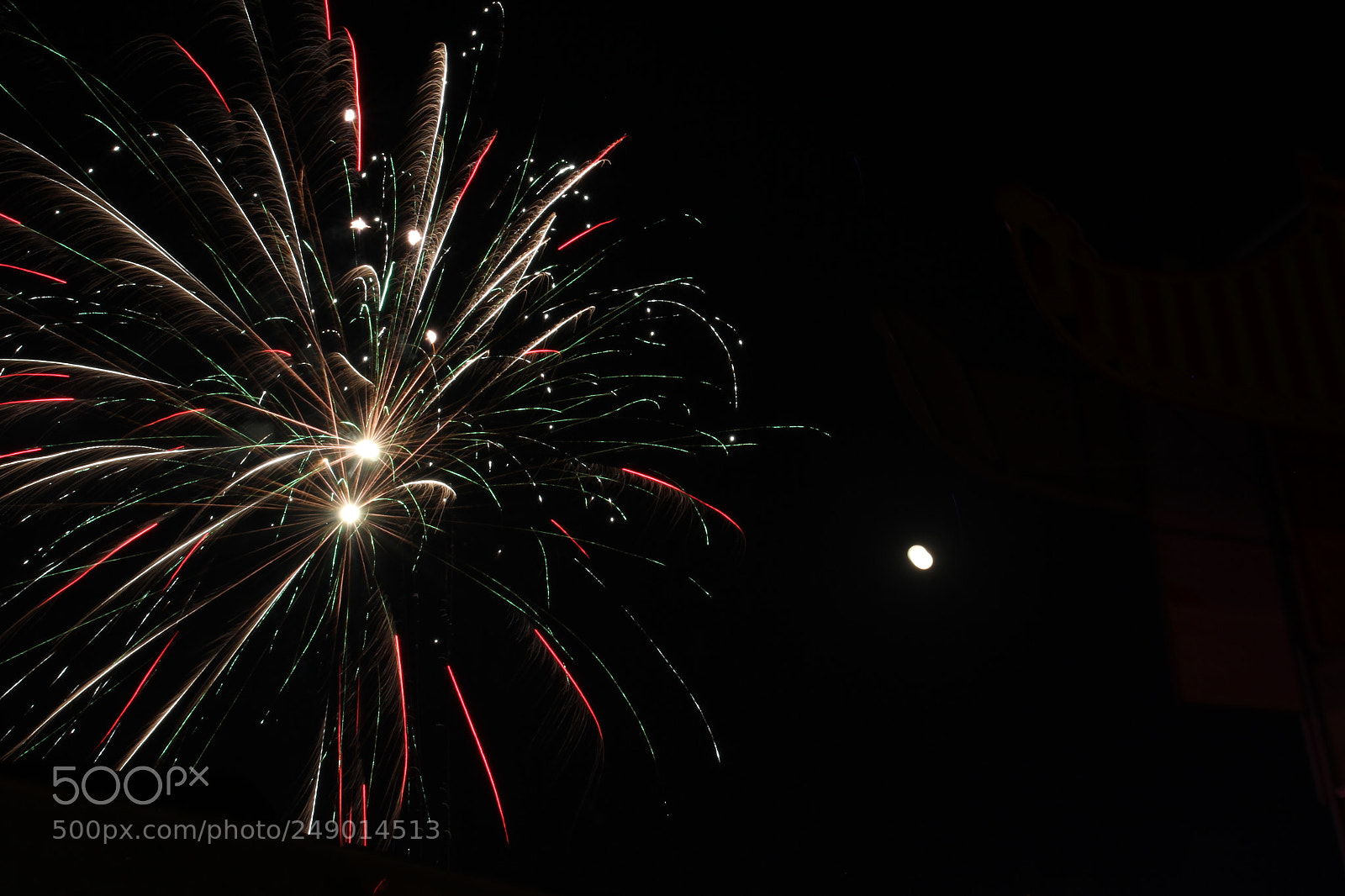 Canon EOS 7D sample photo. Where is the moon photography