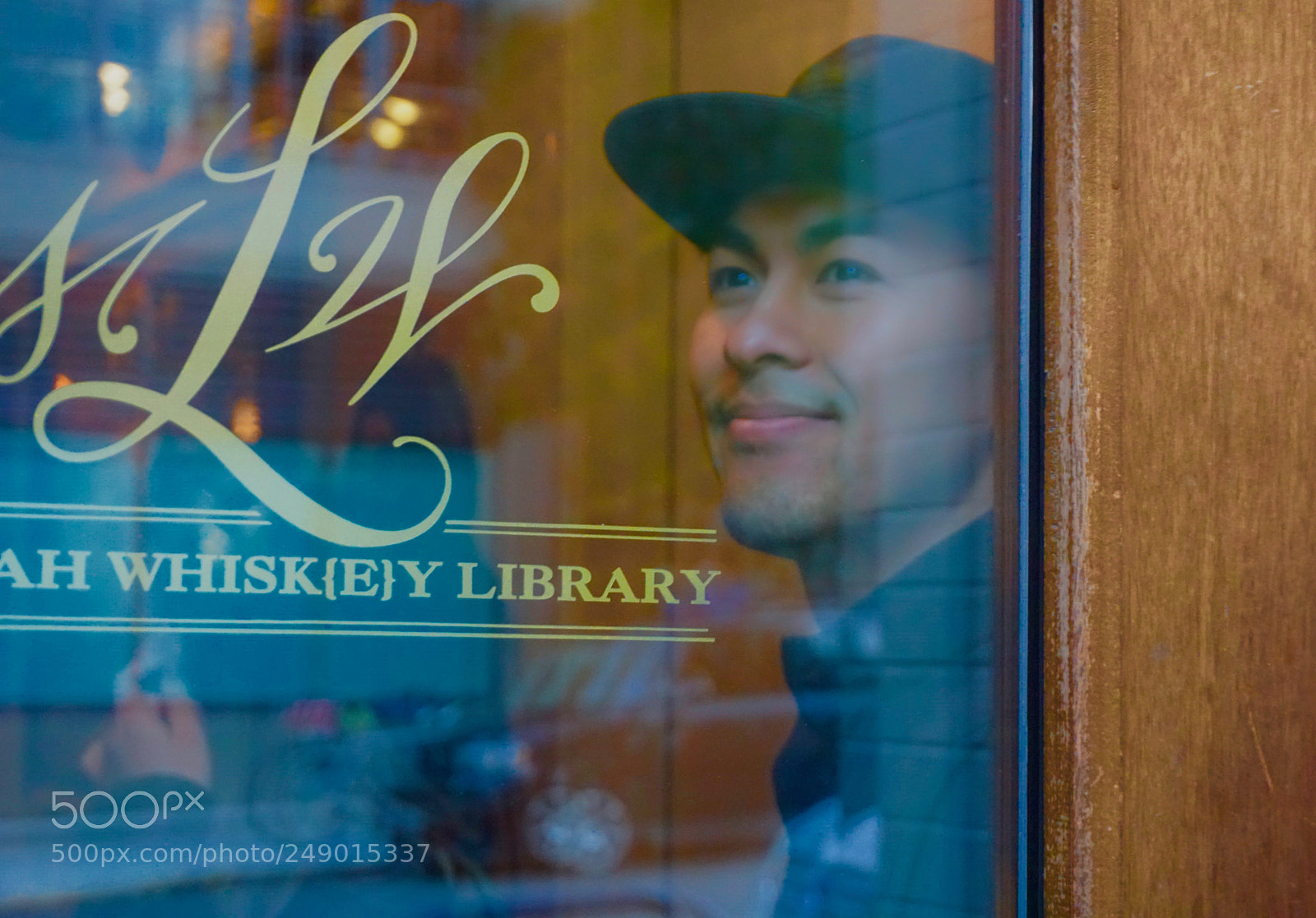 Sony a6300 sample photo. Vision in the whiskey photography