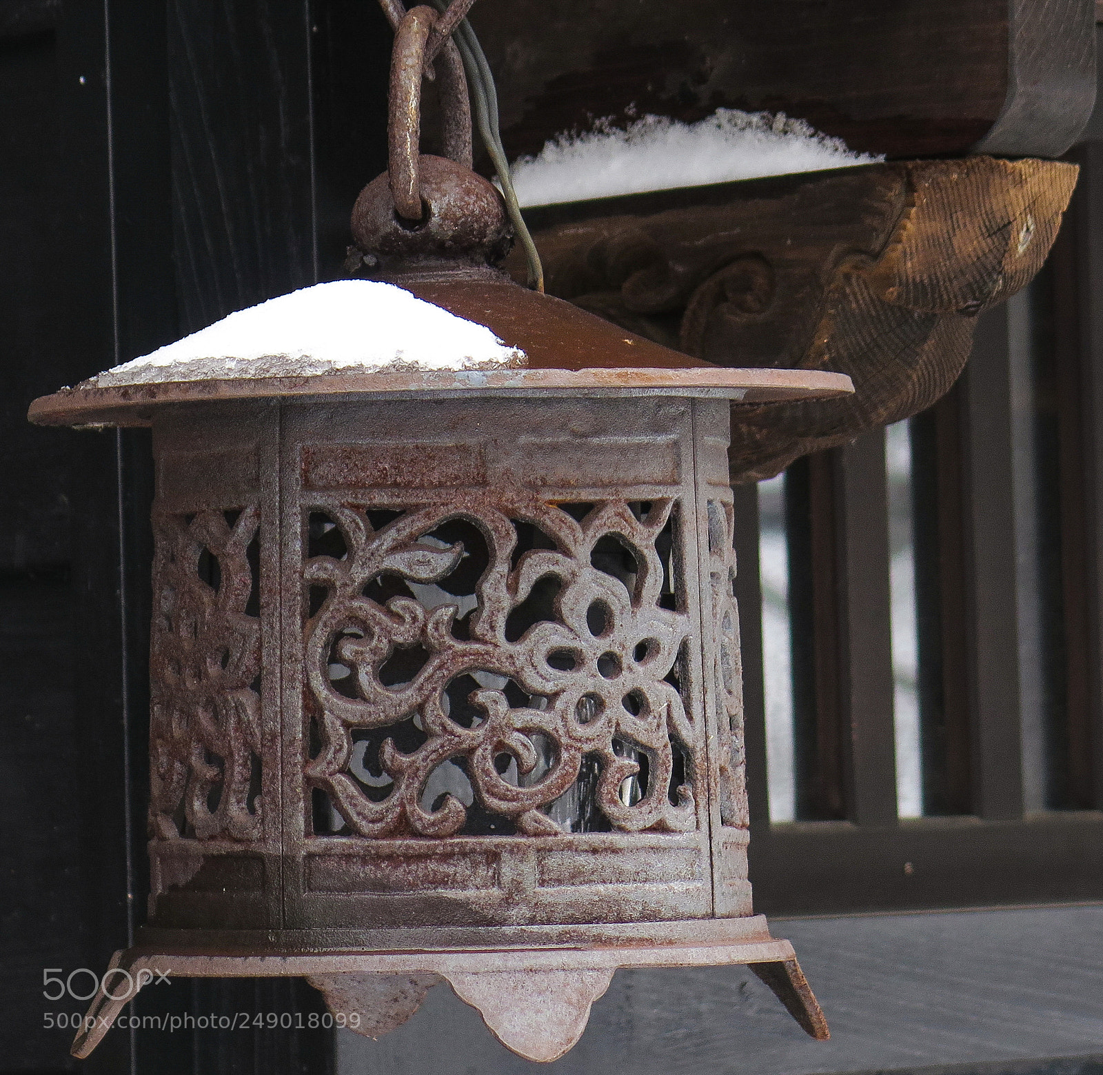 Canon PowerShot G16 sample photo. Lantern photography