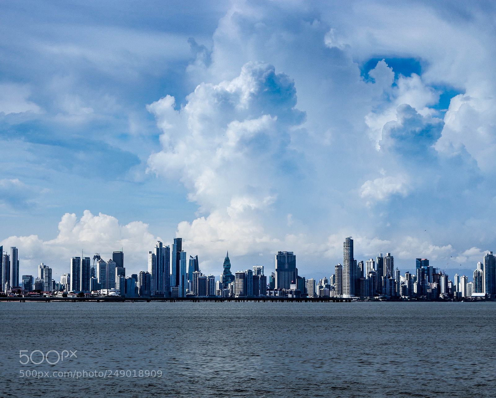 Canon EOS 700D (EOS Rebel T5i / EOS Kiss X7i) sample photo. Skyline 2 photography
