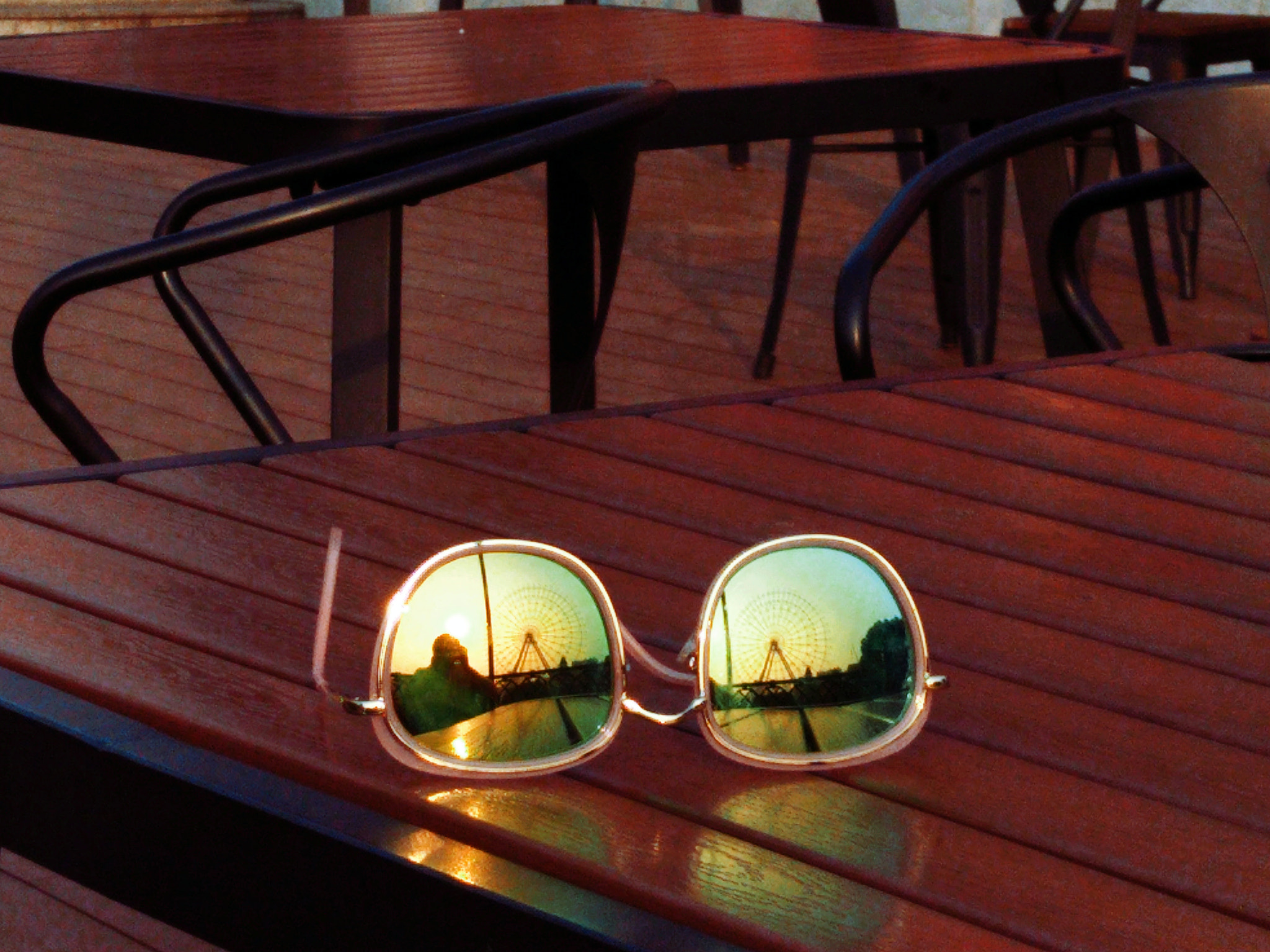 vivo X9S sample photo. Sunglasses photography