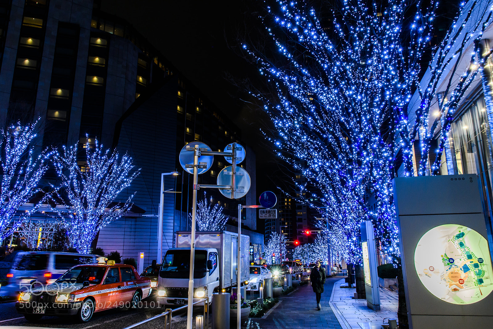 Nikon D500 sample photo. Lights in the street photography