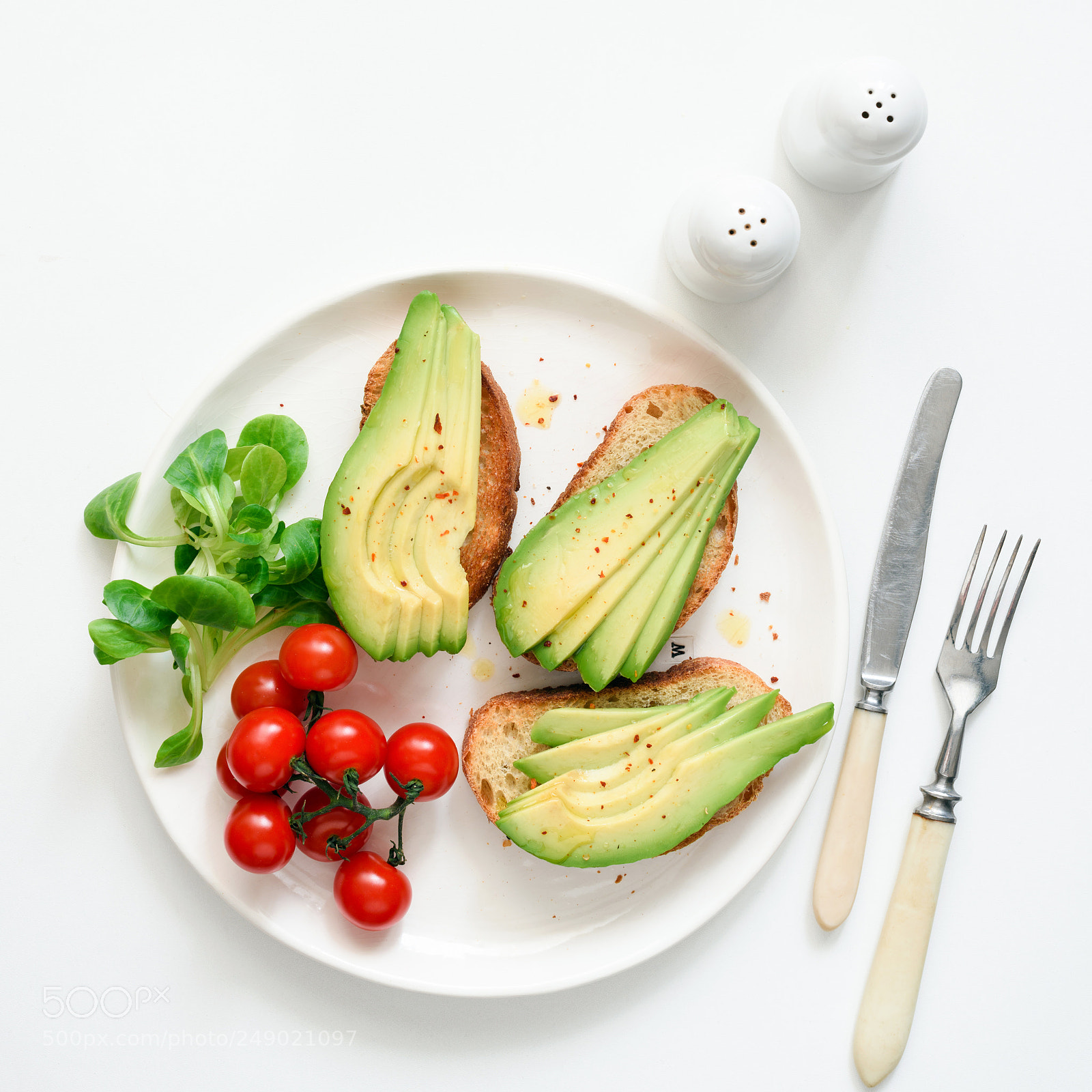 Nikon D810 sample photo. Avocado toasts, cherry tomatoes photography