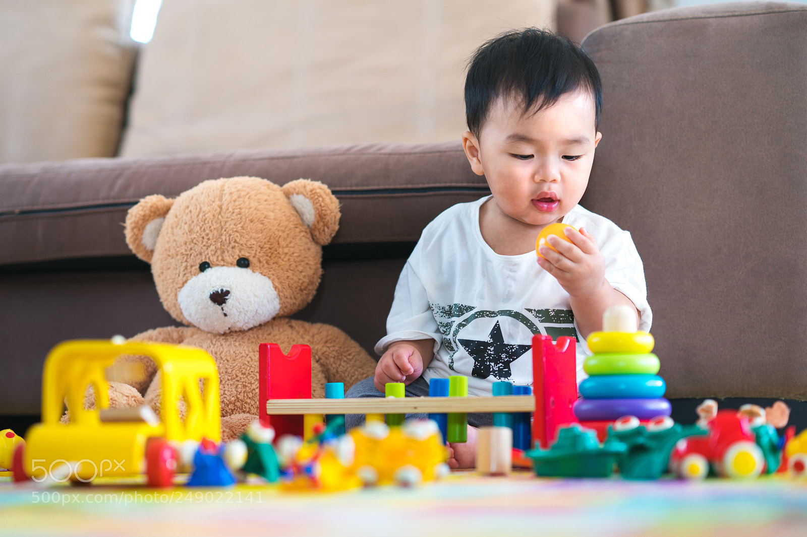 Sony a7R II sample photo. Asian boy play a photography