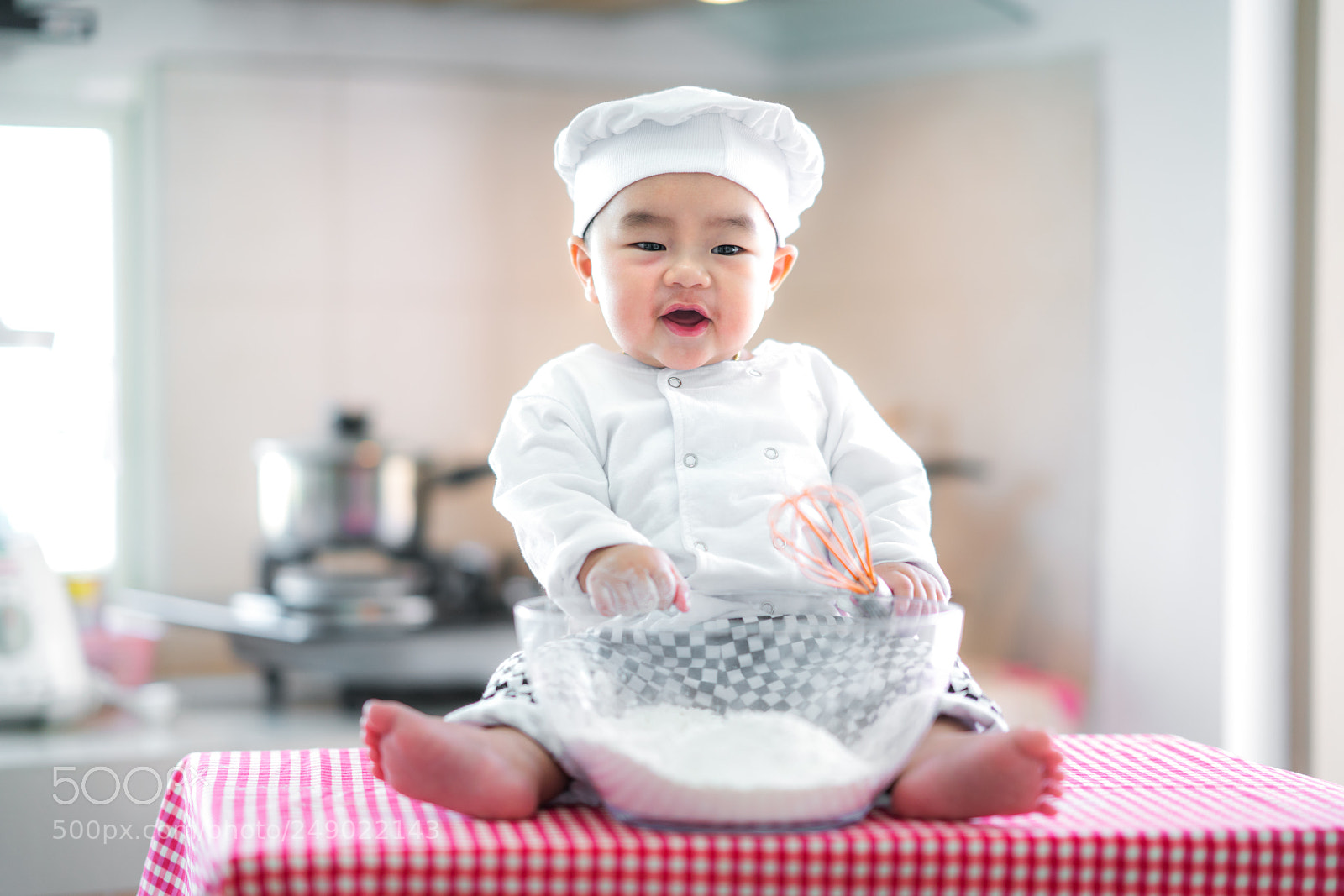 Sony a7R II sample photo. Baby cooking photography